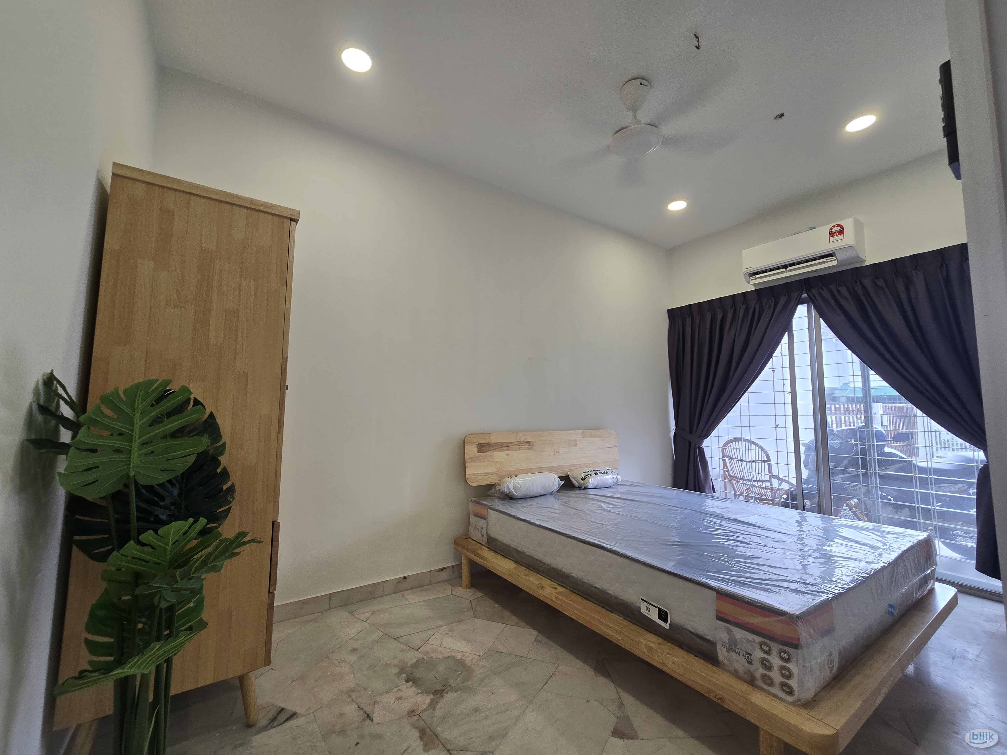 Super Single and Double Bed rooms to let - Image 2