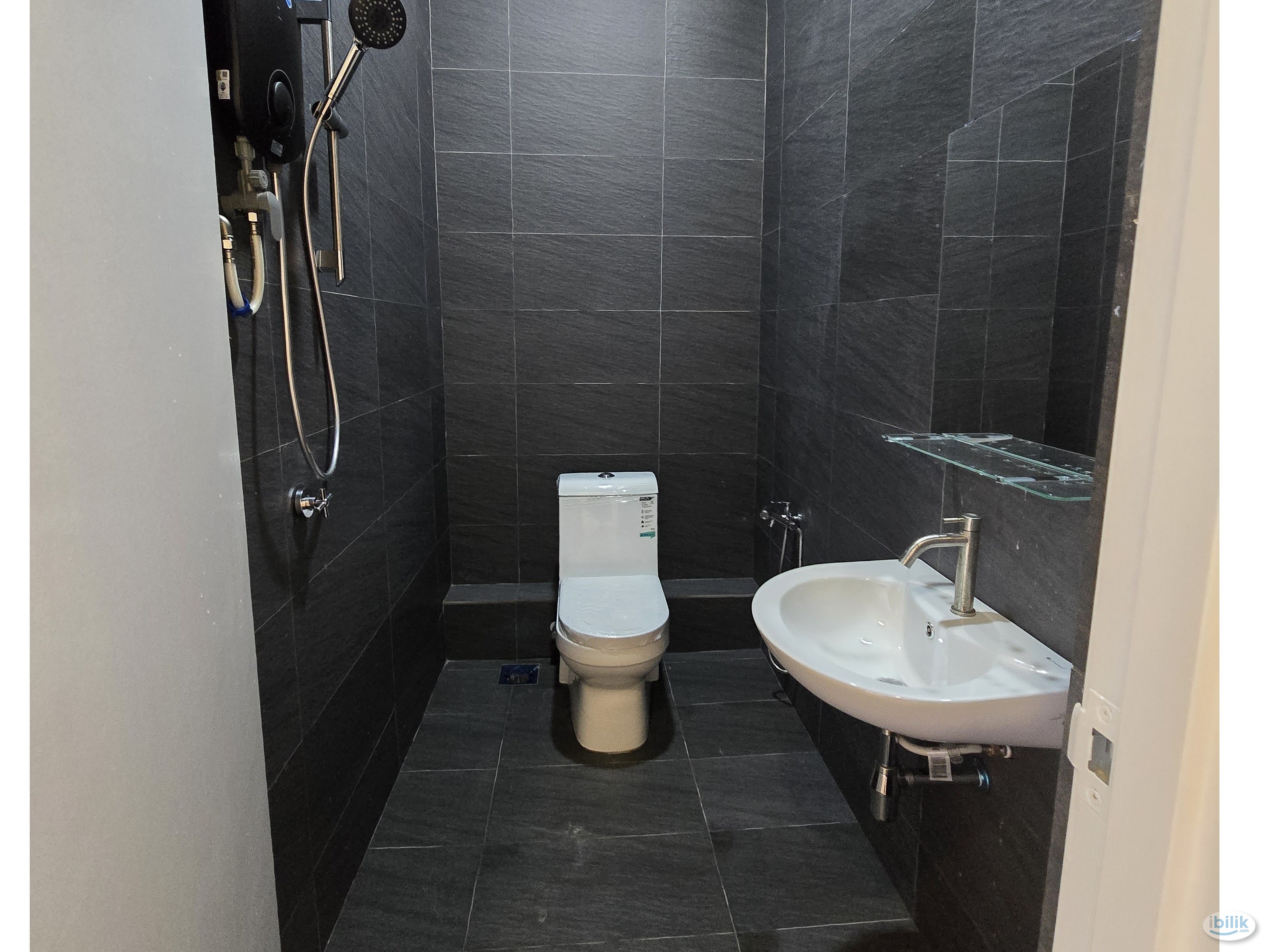 Super Single and Double Bed rooms to let - Image 4
