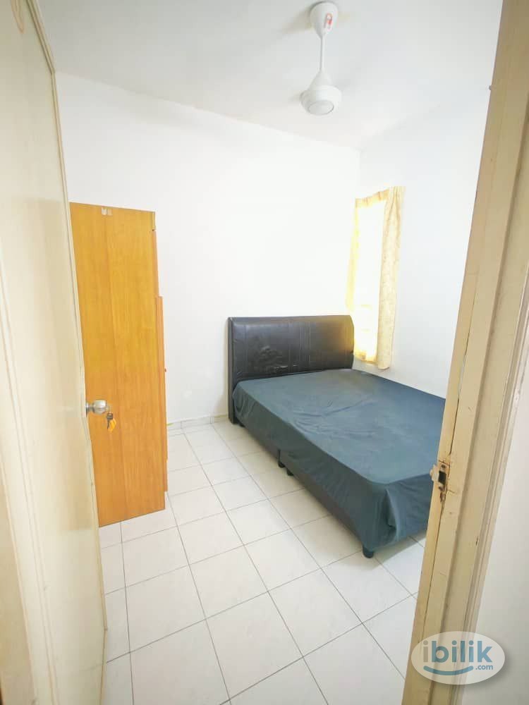 [Middle  Room / Couple] N Park Condominium, Batu Uban,USM,FIZ, Queensbay ,Bayan lepas Baru ,Gelugor - Image 1
