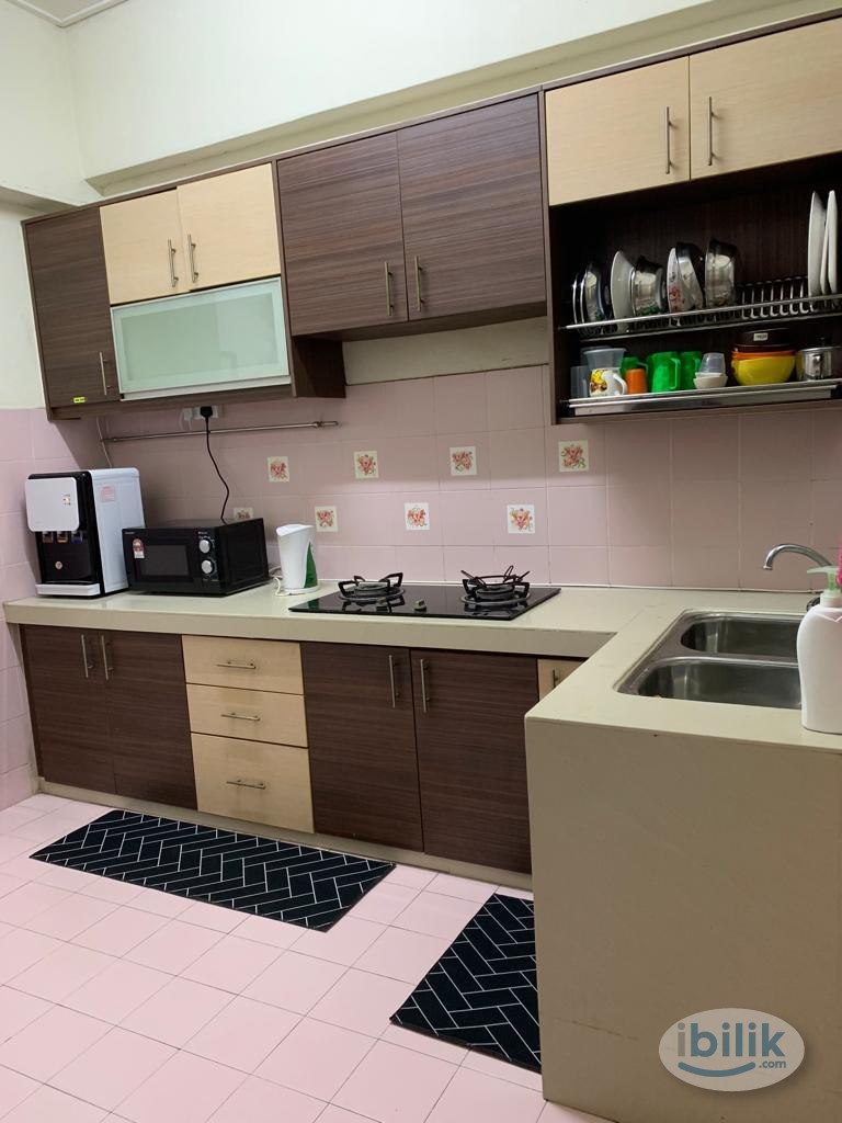 Master room -private bathroom@ UTAR/ MRT Sg Long - Image 4