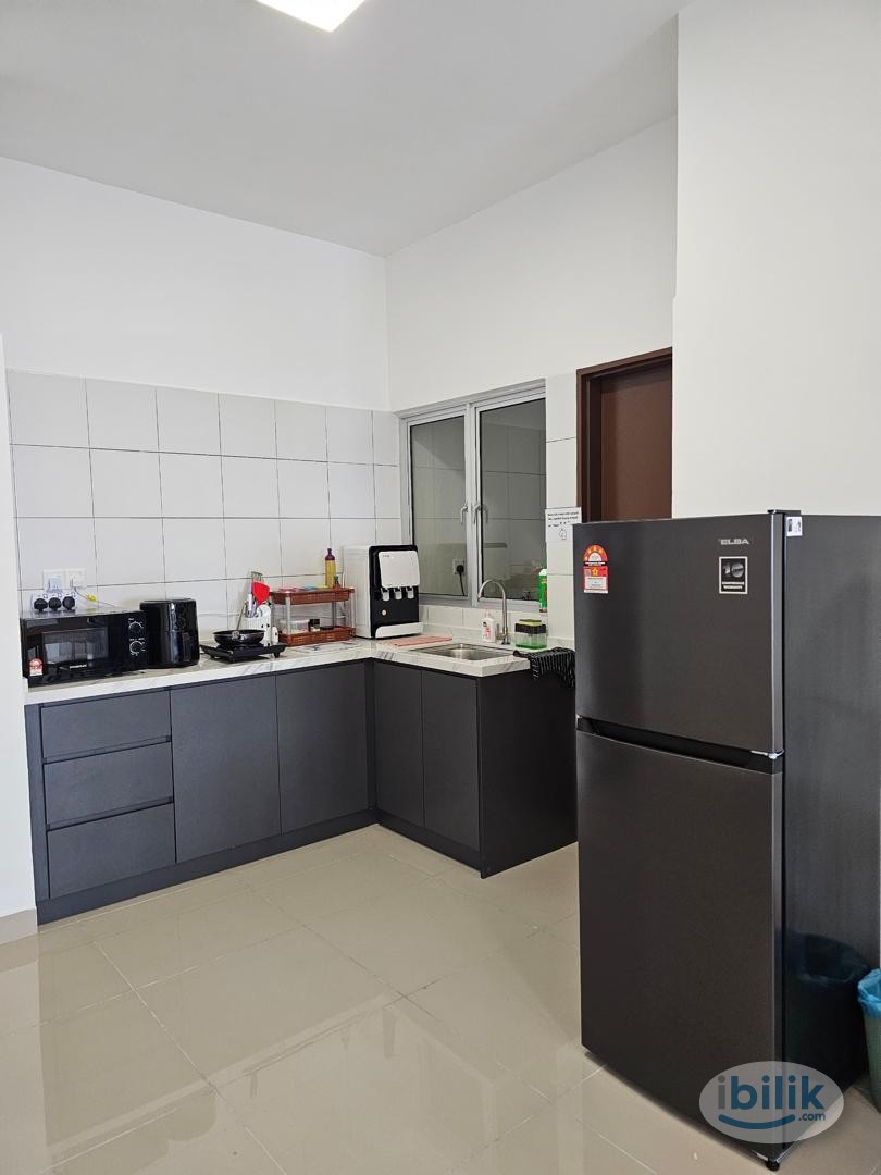 Master Room at Bukit Jalil, Kuala Lumpur - Image 4