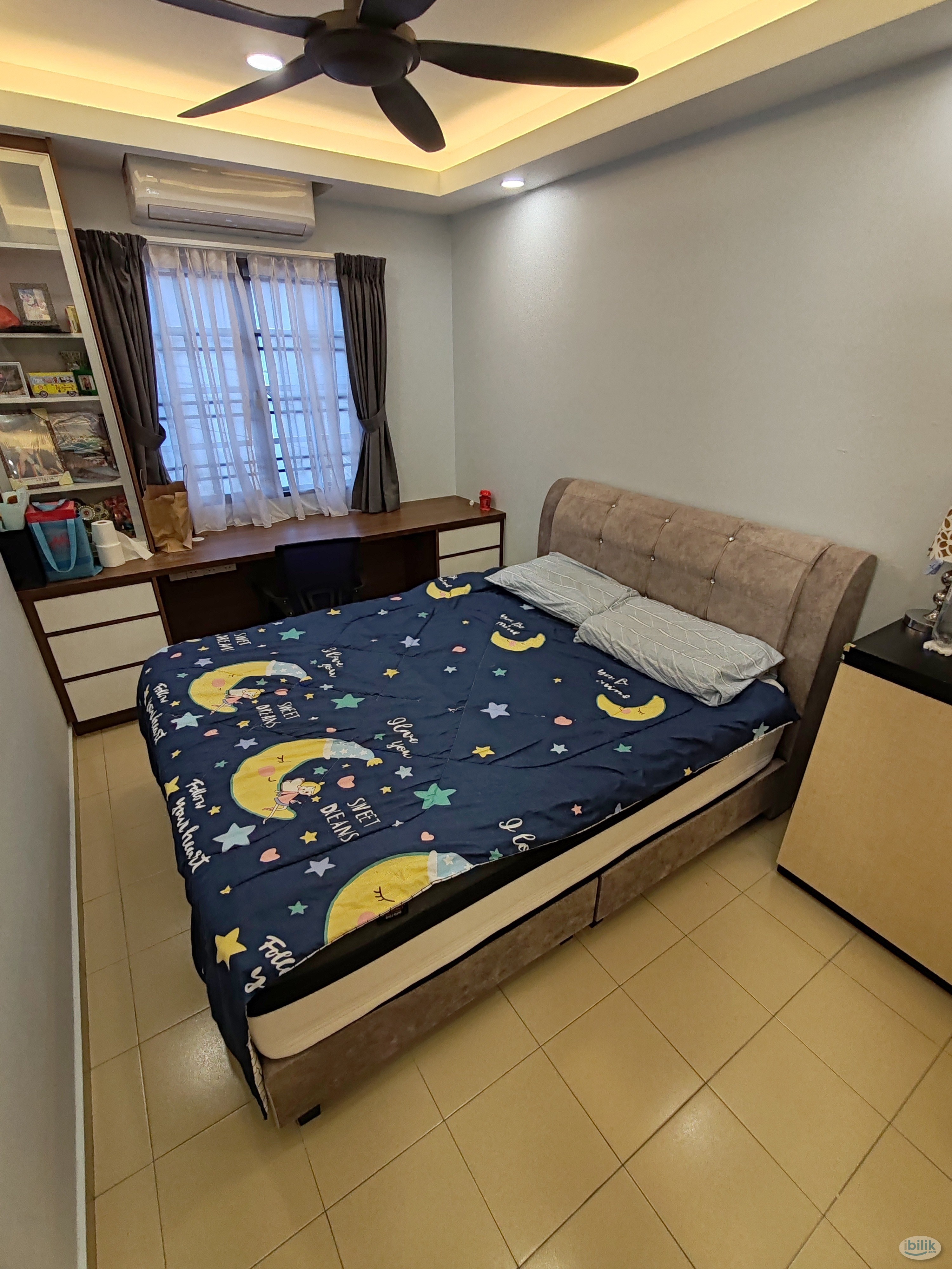 Middle Room at Taman Bukit Indah, Ampang Nearby Giant, TMN TAR, Ampang Point - Image 1