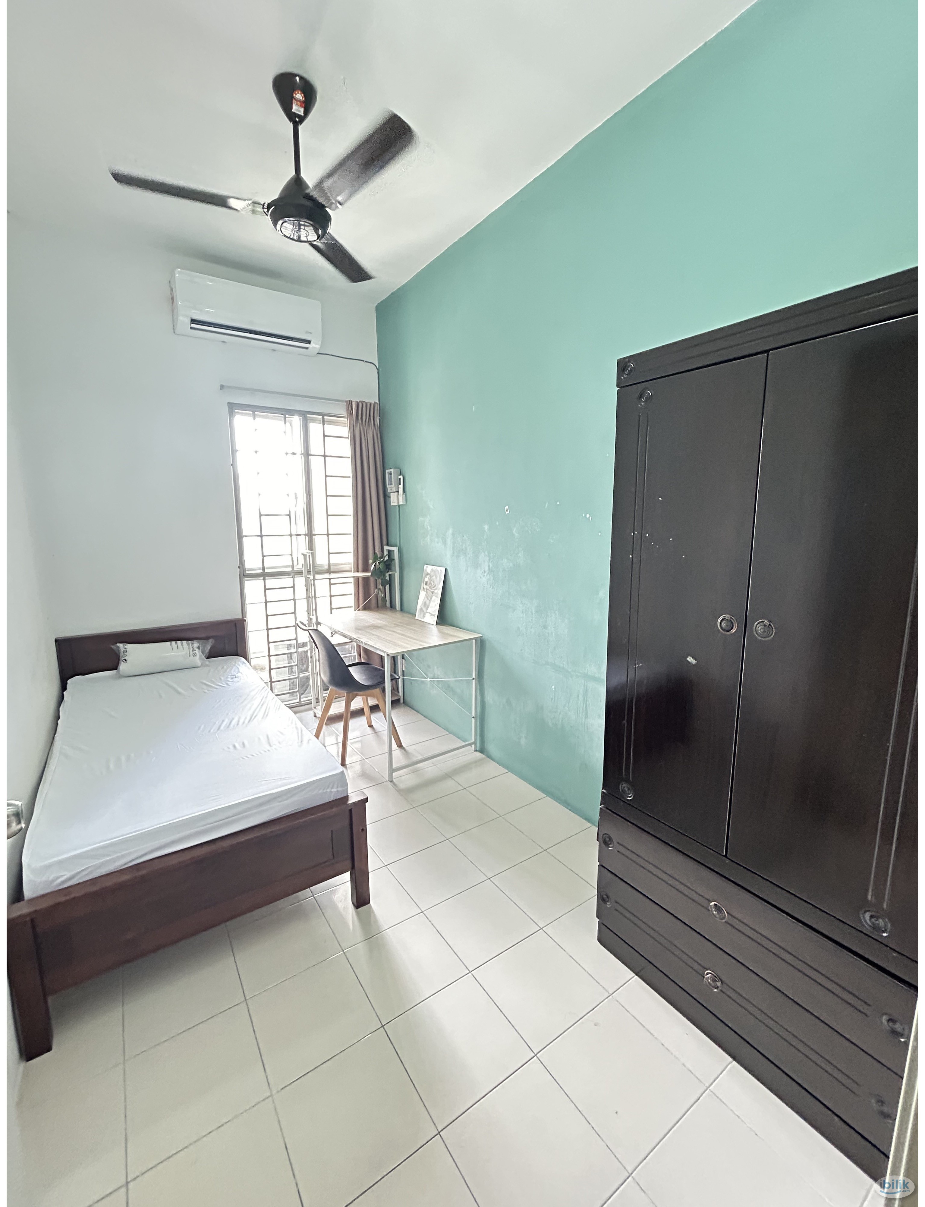 Small room at Residensi Laguna condo, Bandar Sunway - Image 1