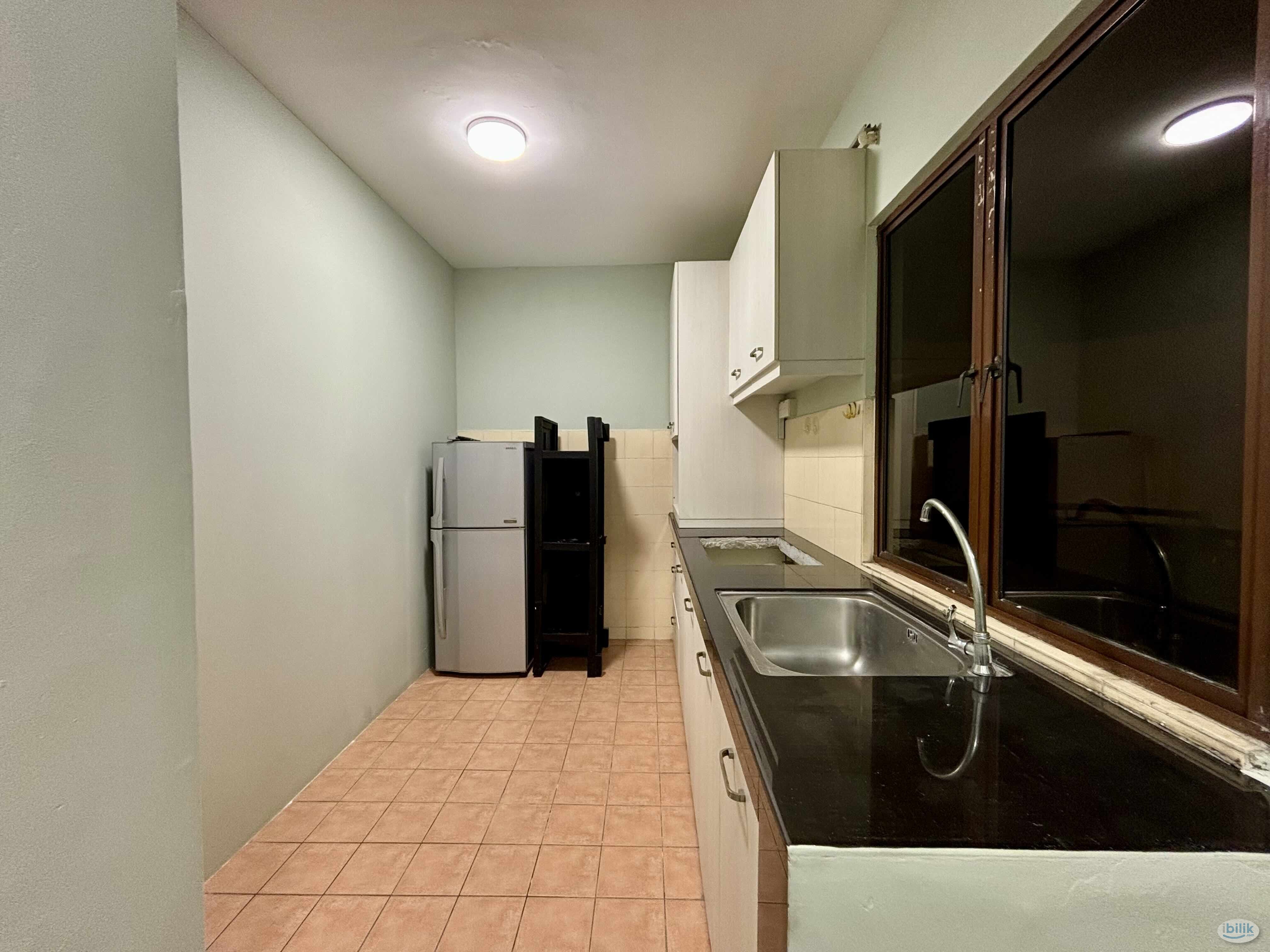 💃🏻FEMALE ONLY ROOM💃🏻 Palm Spring Condo ⭐ 1–2 Pax Stay ⭐ Walk to MRT Surian & Sunway Nexis! - Image 3