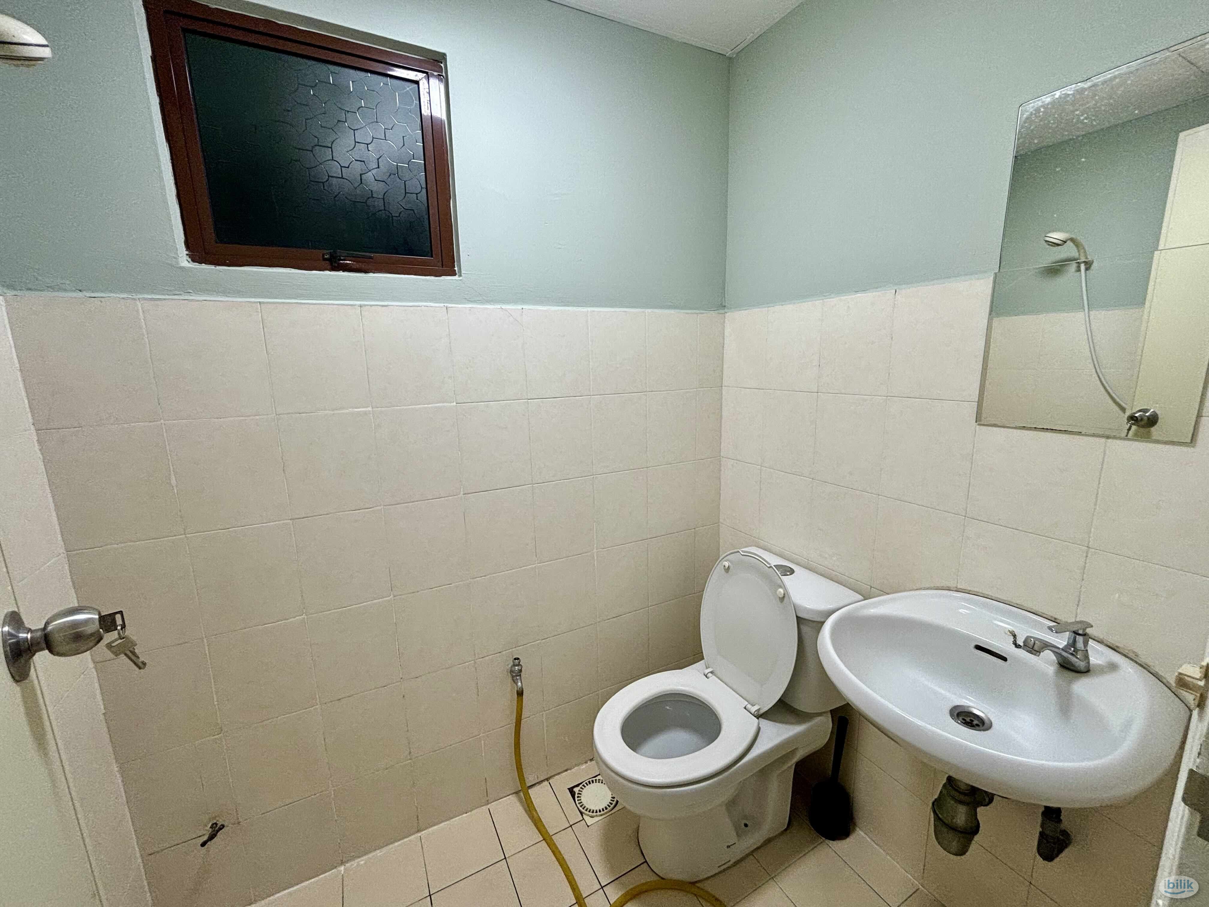 💃🏻FEMALE ONLY ROOM💃🏻 Palm Spring Condo ⭐ 1–2 Pax Stay ⭐ Walk to MRT Surian & Sunway Nexis! - Image 4