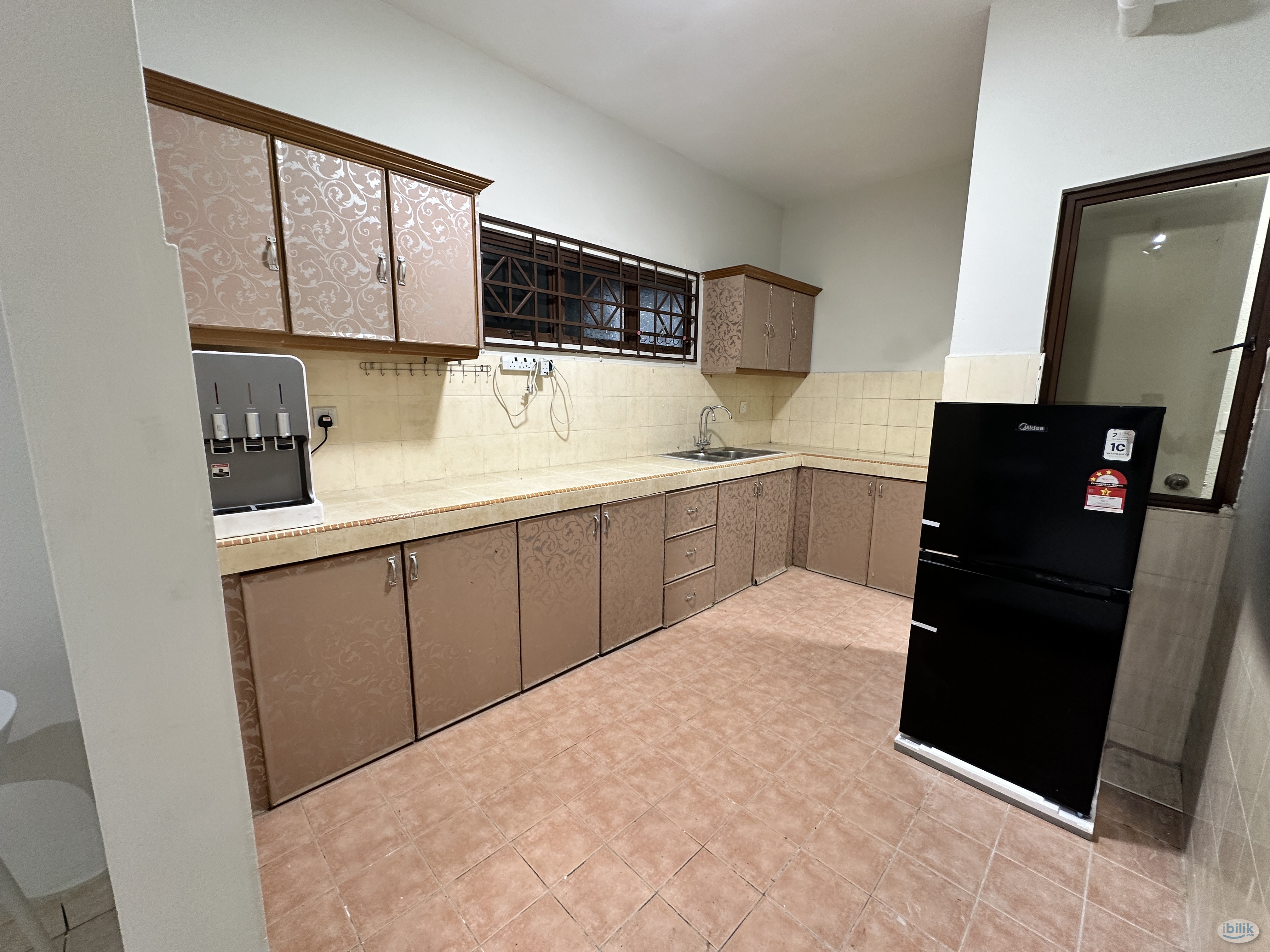 🌺PALM SPRING AIRCOND ROOM🌺 Female Only ⭐ Near Sunway Medical & Shopping Hub! - Image 2