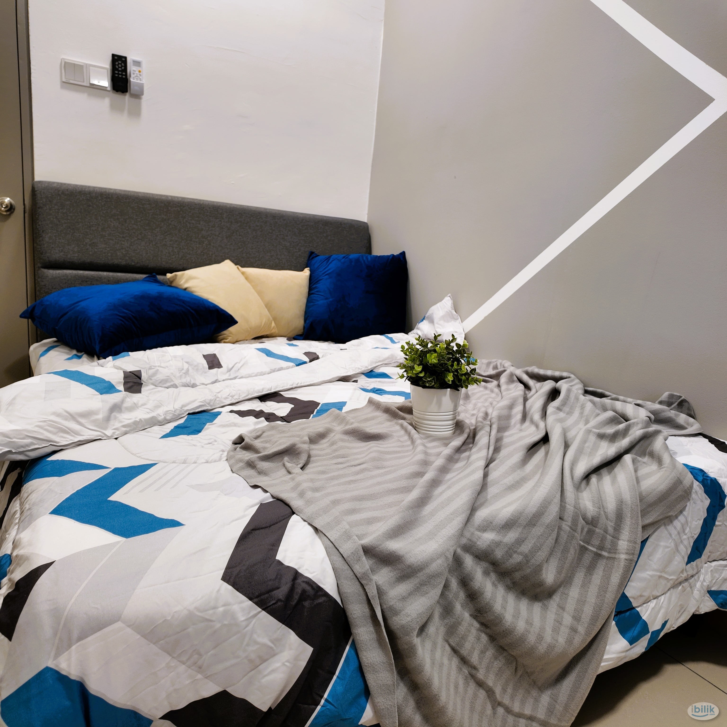 D7 (Blok Seven) Lagoon Perdana Condo Middle Bedroom Unit NEW FURNITURES - Image 4