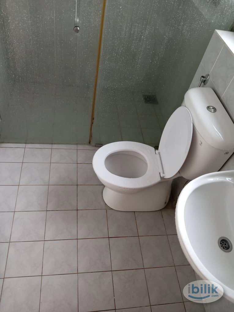 Seri Maya Master Room Lady Unit min walking distance to LRT Setiawangsa - Image 3