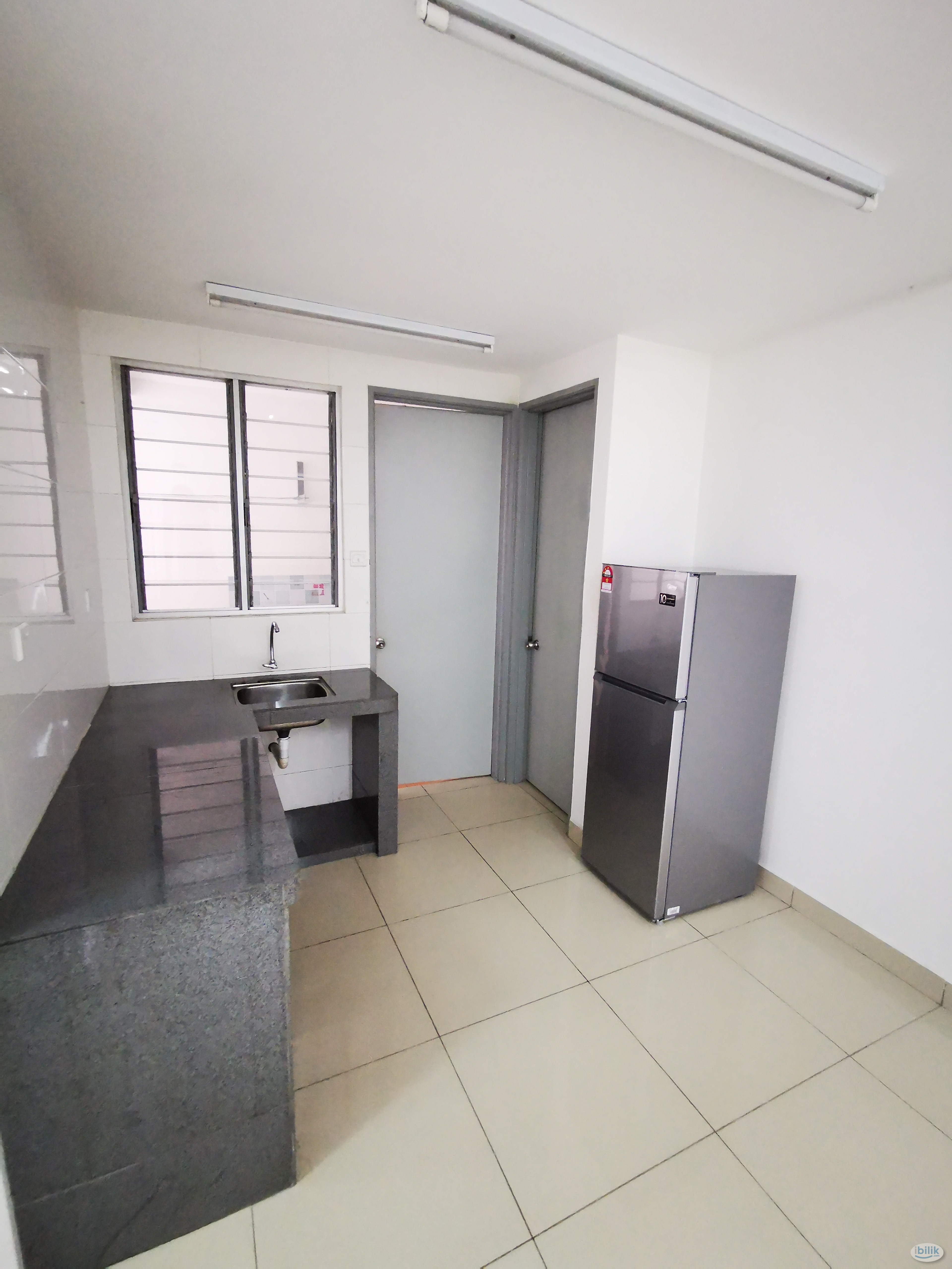 Balcony attached Middle Room at Suasana Lumayan, Bandar Sri Permaisuri - Image 2