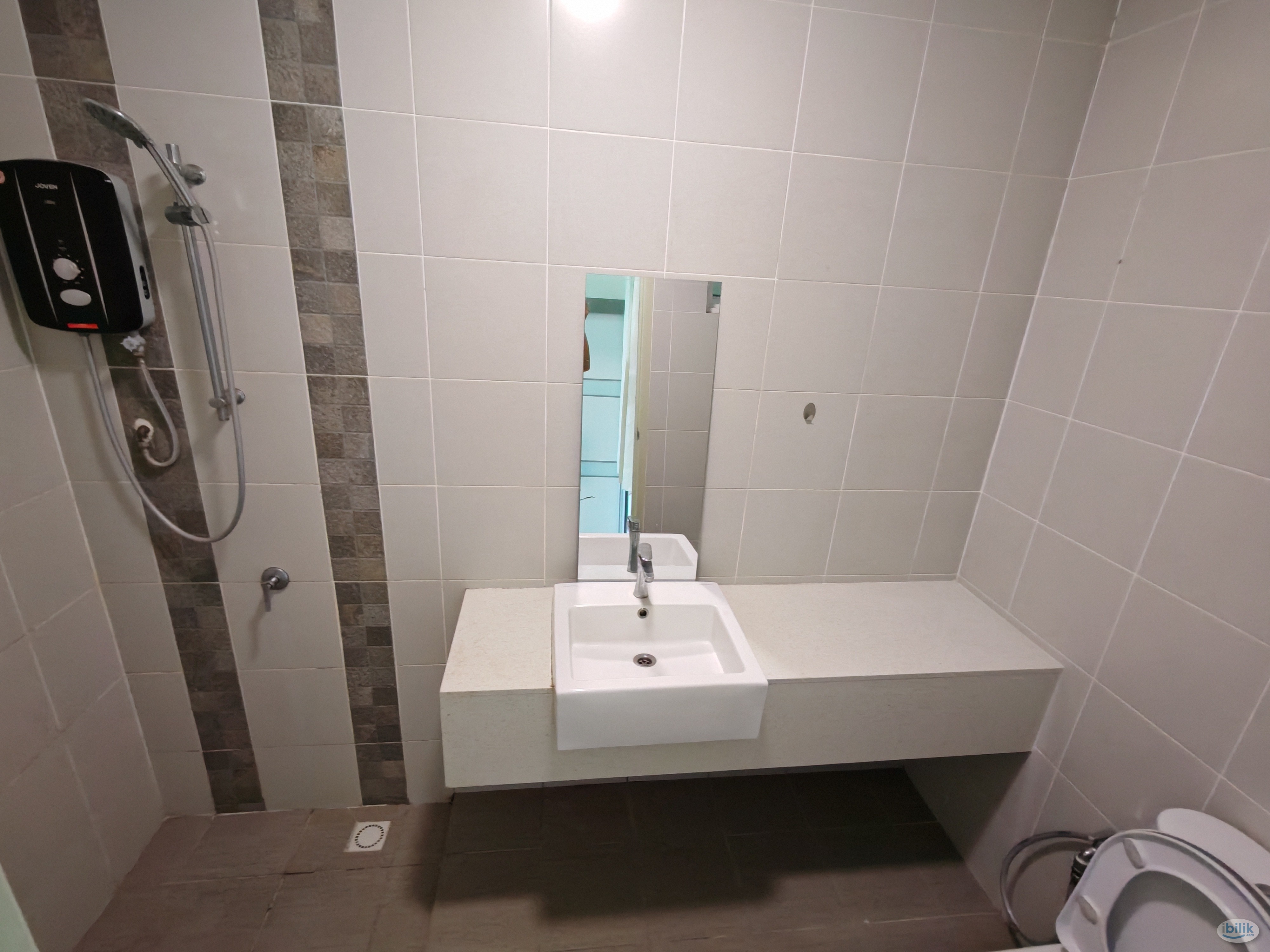 Penang Bayan lepas Master Room For rent - Image 2