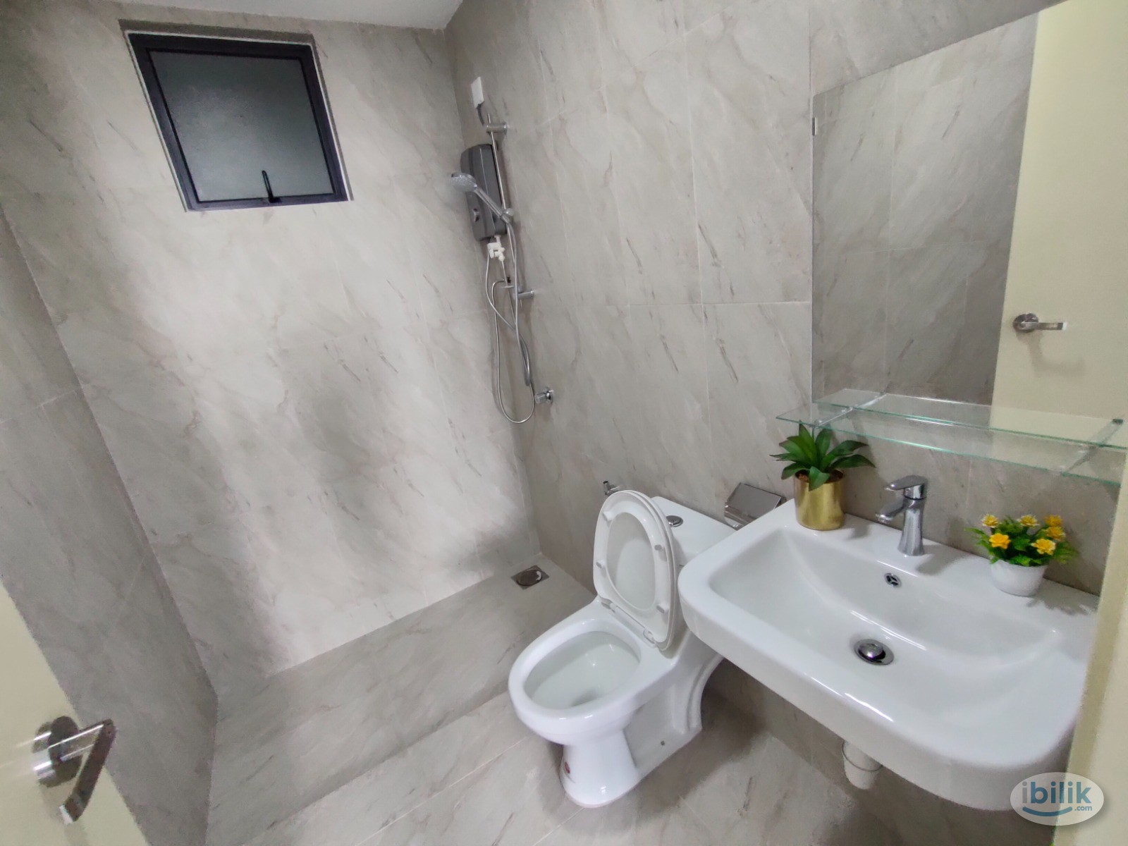 Master Room at The Hamilton, Wangsa Maju - Image 5