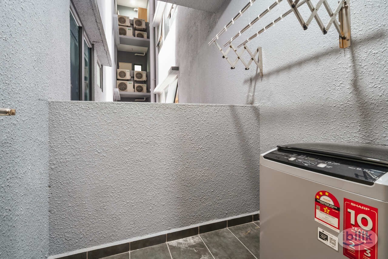 🏠🤩 EXCLUSIVE PRIVATE SINGLE ROOM, WALKING DISTANCE MRT/ INCLUSIVE UTILITIES - Image 2
