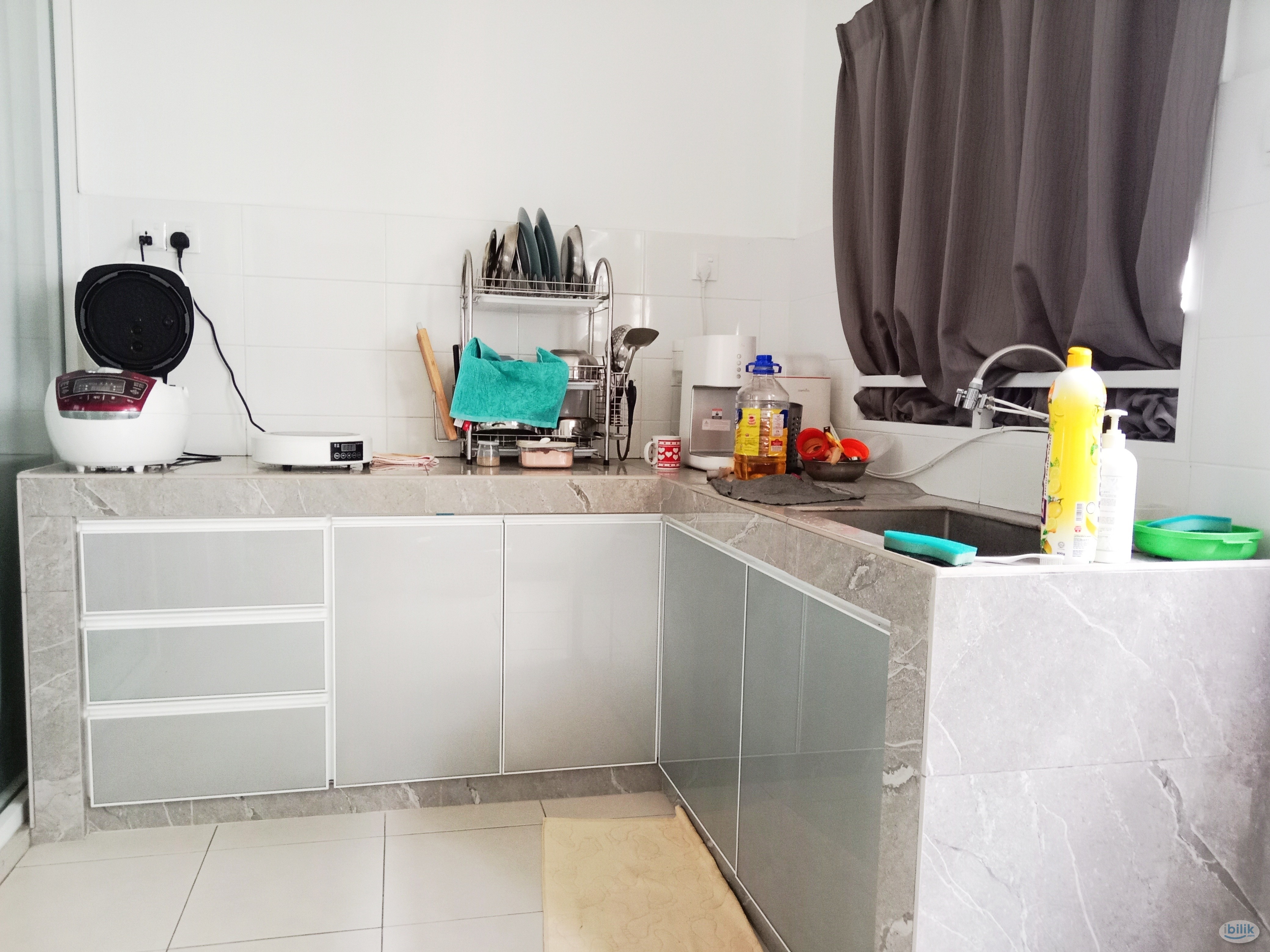 Setia Ecohill 2, Semenyih, Middle Room Fully Furnished with Aircon - Image 2