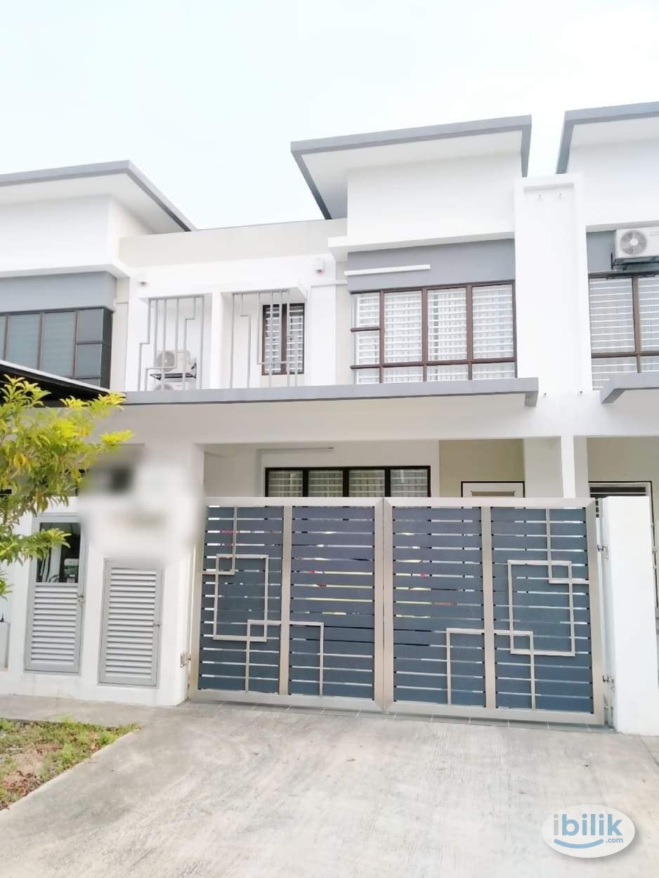 Setia Ecohill 2, Semenyih, Middle Room Fully Furnished with Aircon - Image 1