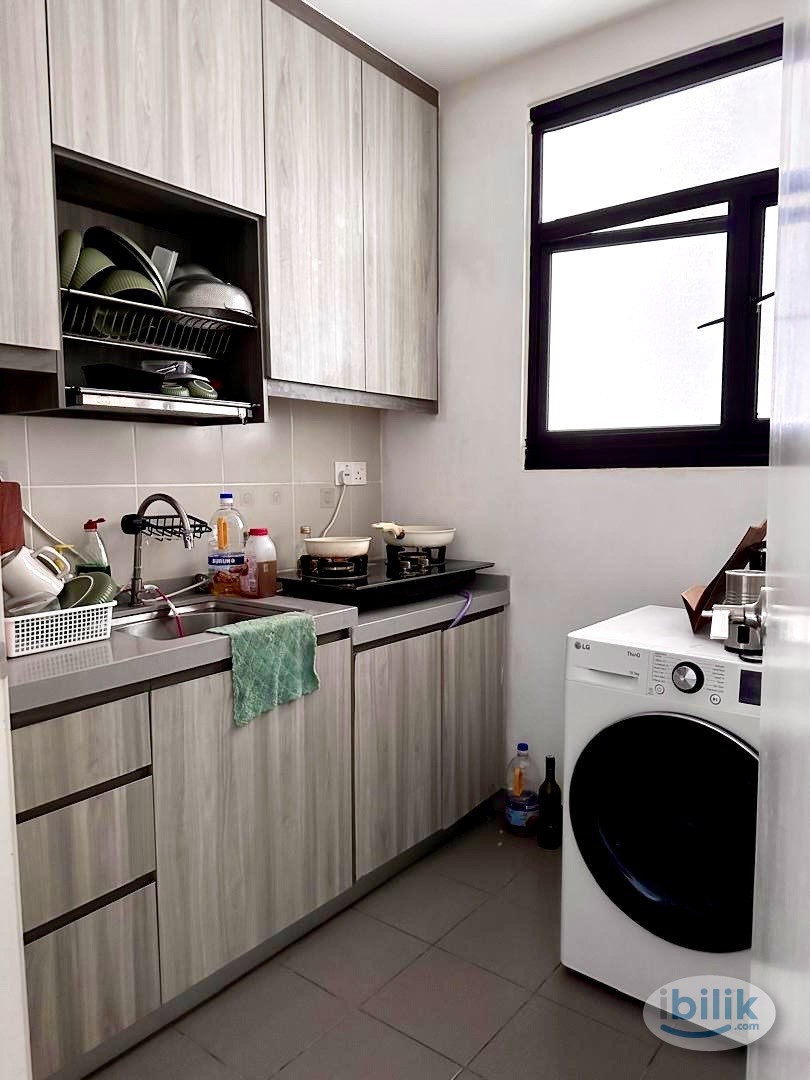 Middle Room at Tuan Residency, Kuala Lumpur - Image 5