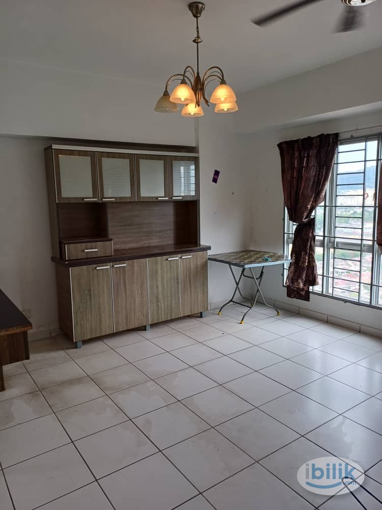 Condo Axis Residence - Image 1