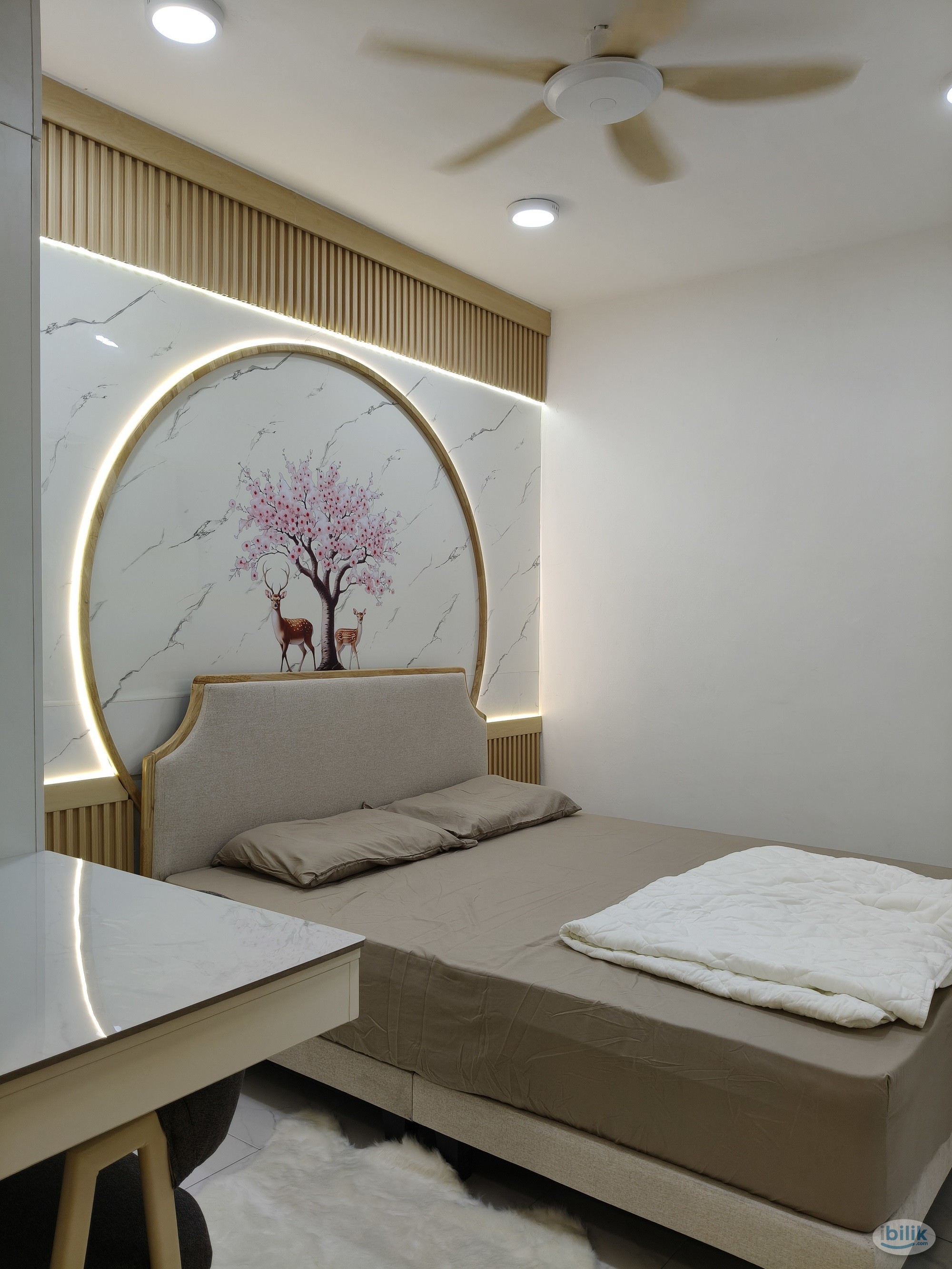 Luxury Muji Style Middle Room at Damansara Damai, 1 Minute to Mrt/Econsave - Image 1