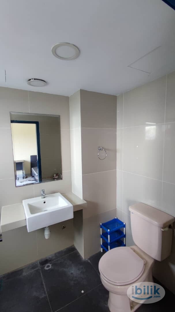 Middle Room At Endah Regal Sri Petaling For Rent - Image 5