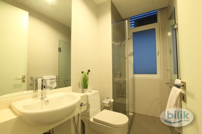 Middle Room at Nadayu28, Bandar Sunway - Image 4