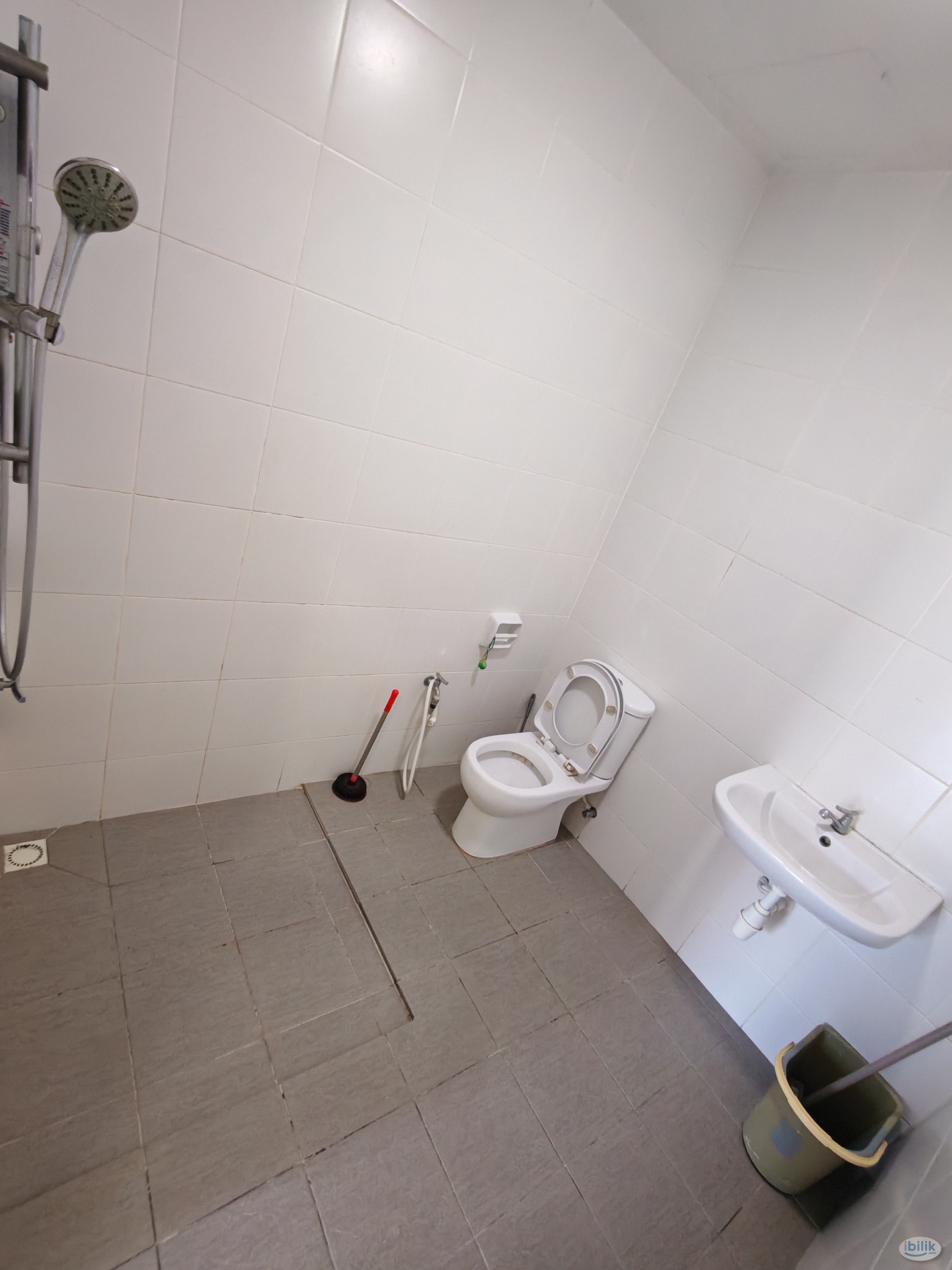 Penang Bayan lepas room for Rent - Image 2