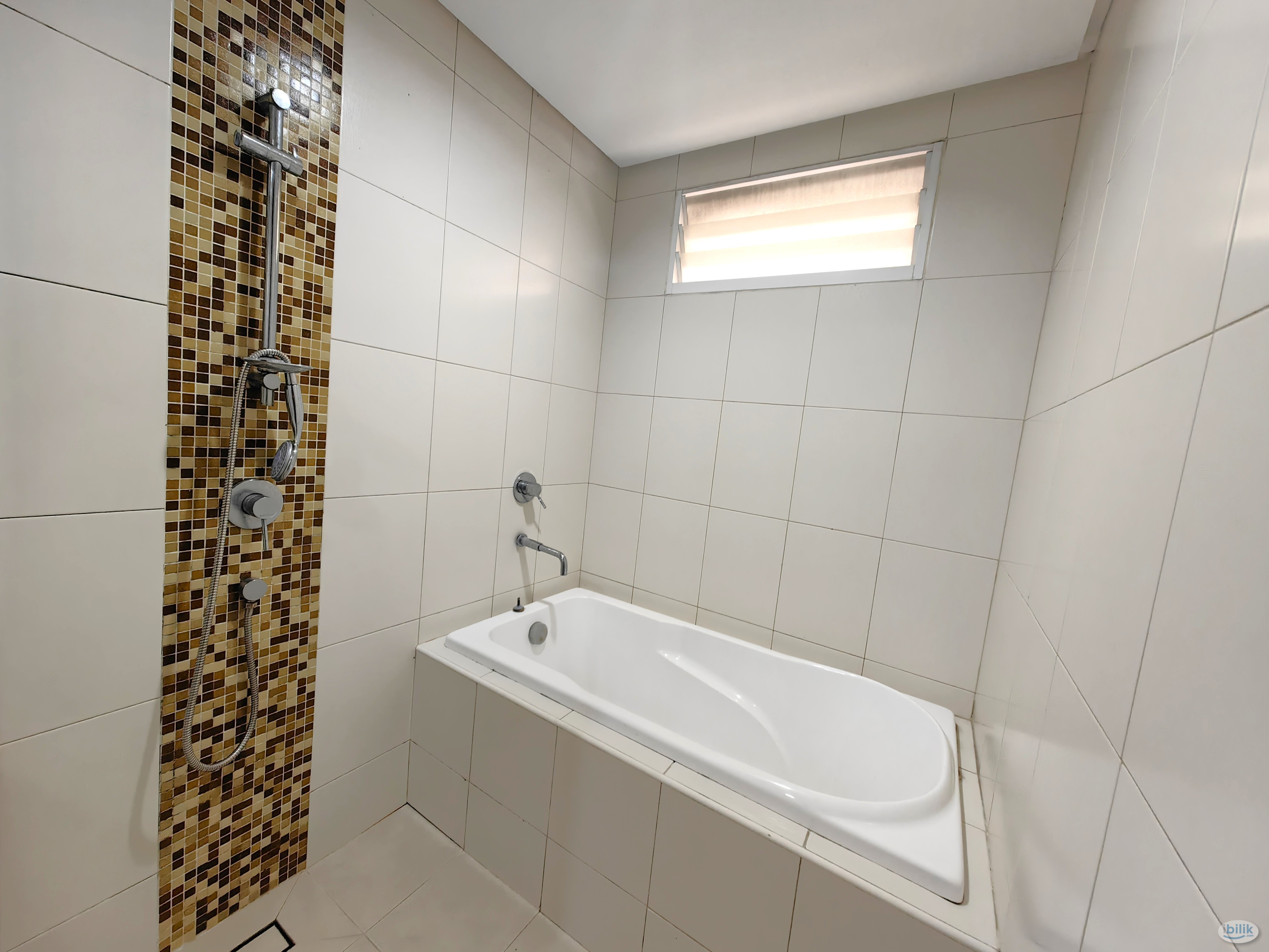 5mins 🚶 to LRT MRT✨Titiwangsa Beautiful Spacious Master Bedroom with PRIVATE Bathroom✨ - Image 3