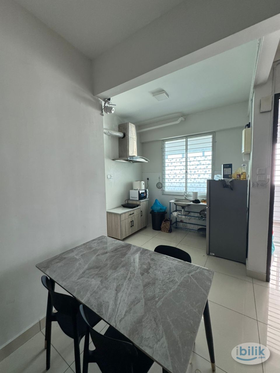 Middle Room at Bukit Mertajam, Seberang Perai - Image 2