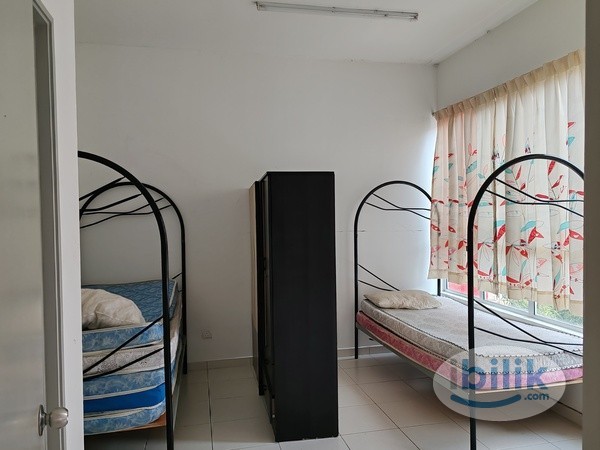 Master Room at The Zizz, Damansara Damai - Image 1