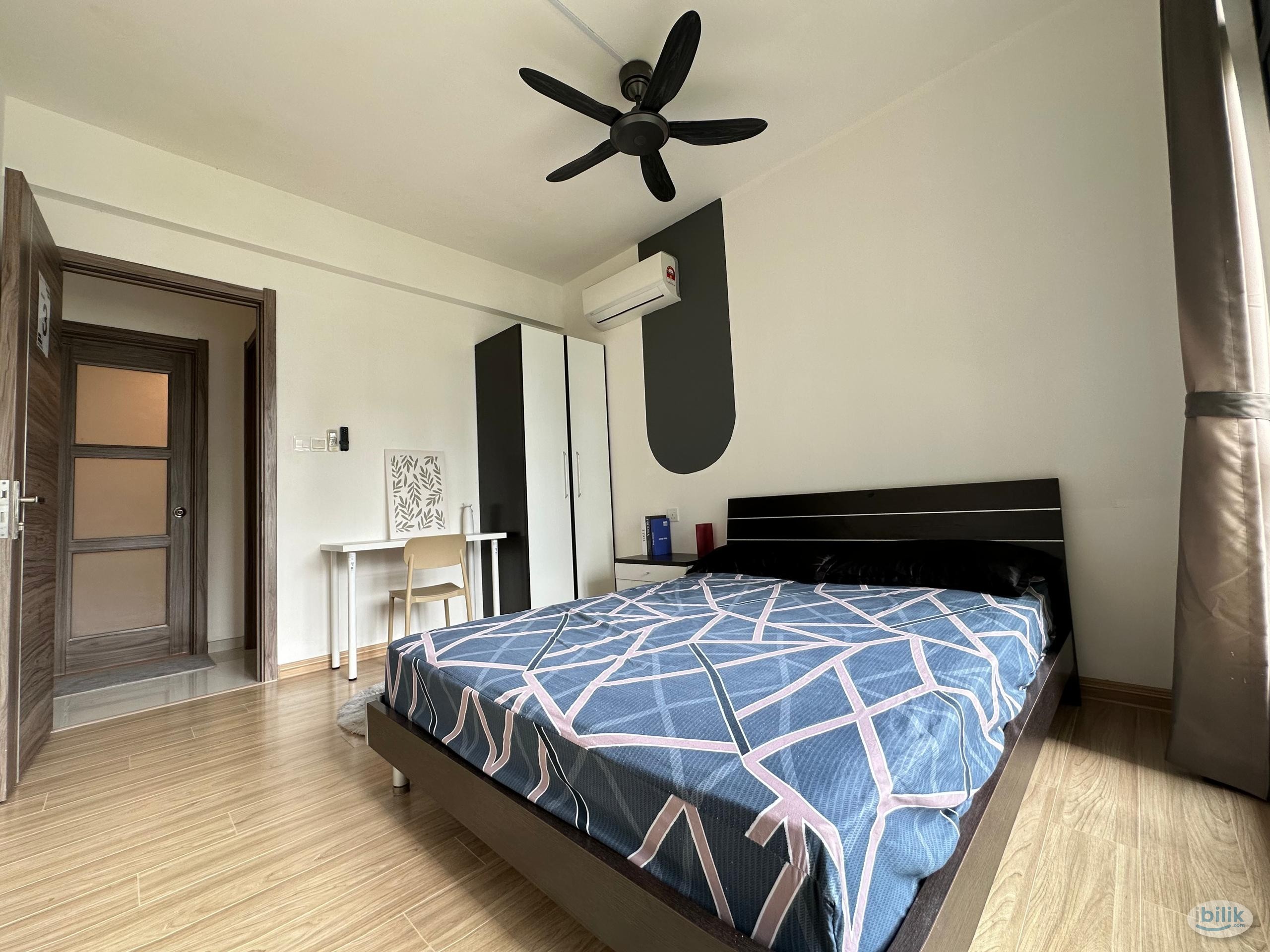 Middle Room at Forest City, Johor - Image 2