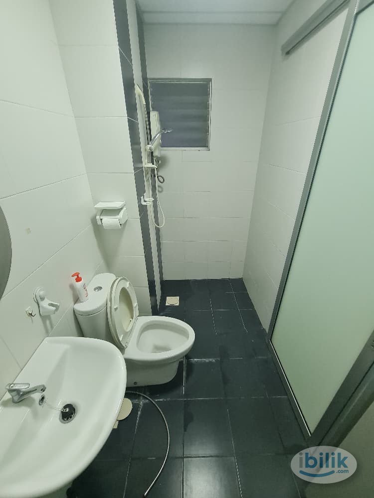 Kiara Residence 2 at Bukit Jalil Room For Rent !! Last 1 Only !! - Image 2