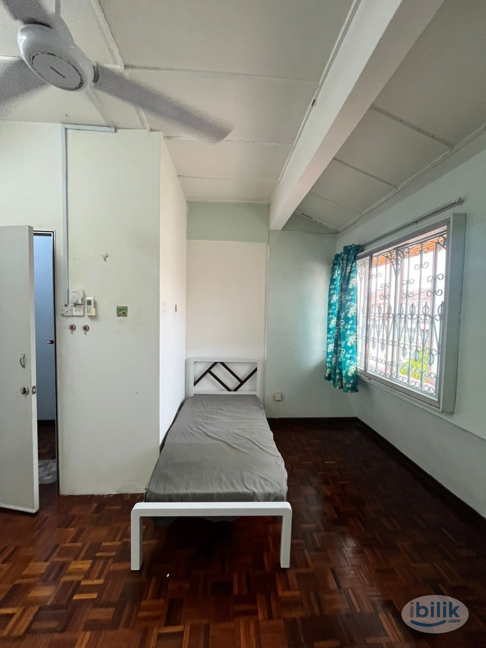 💥ZERO DEPOSIT💥WINDOW SPACIOUS MIDDLE ROOM FOR RENT AT SS2 PETALING JAYA 😍😍NEAR GROCERY ,FOOD STALL 🎏🎏🎏 - Image 1