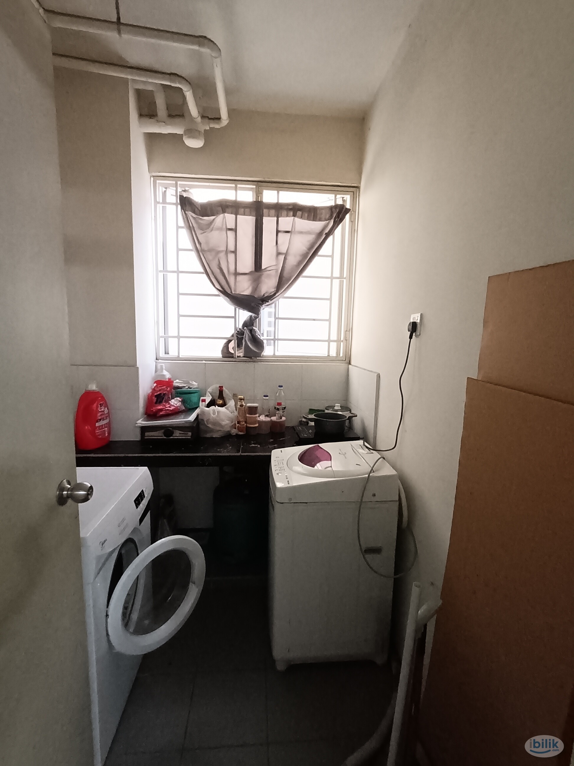 PV16 Setapak | Near TARUMT | Spacious Middle Room with Big Wardrobe | Move In Ready - Image 4