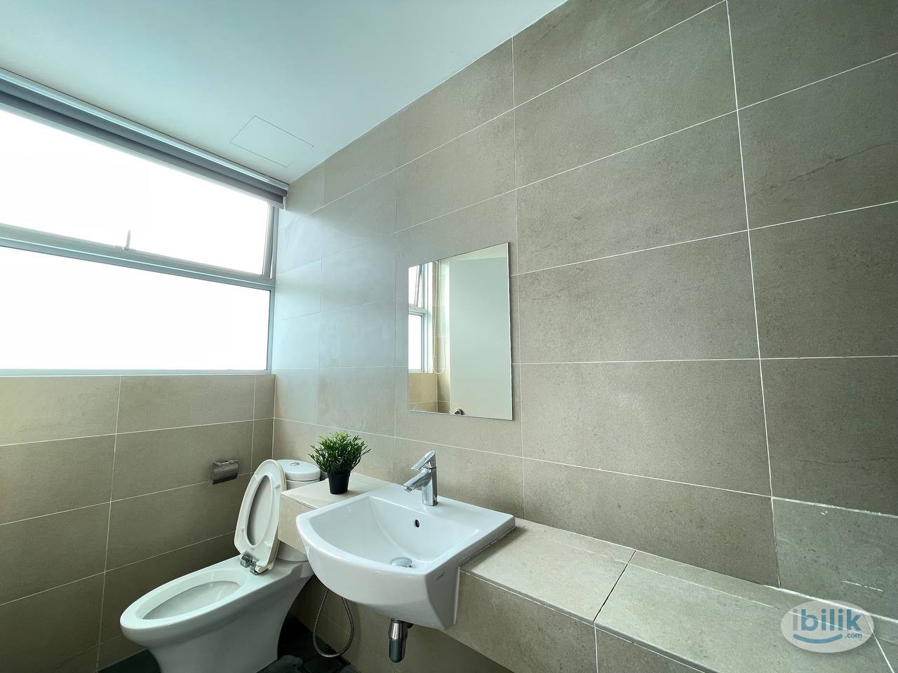 PREMIUM ROOM RENTAL @EPIC RESIDENCE - Image 4