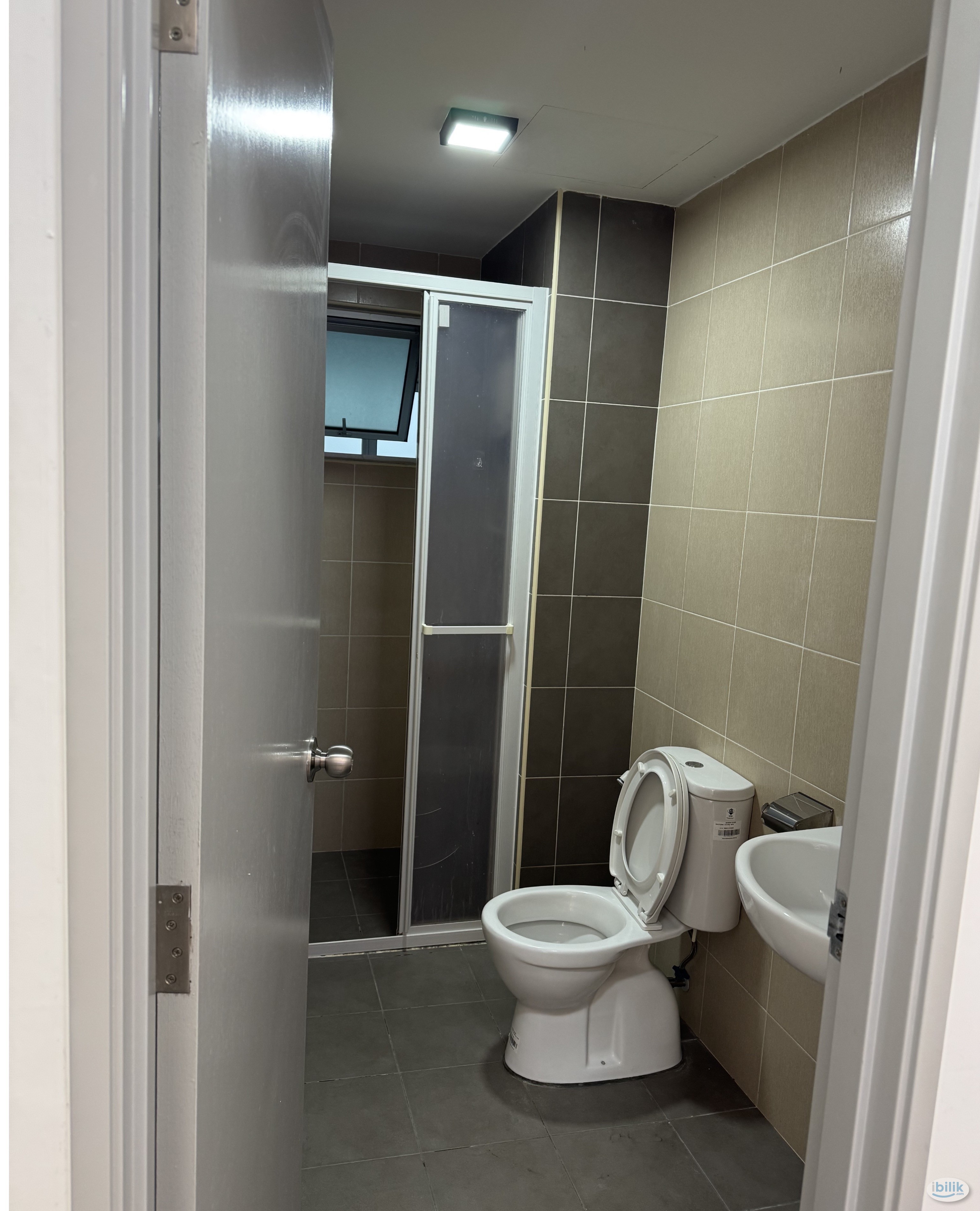 Single Room at Razak City Residences, Sungai Besi - Image 4