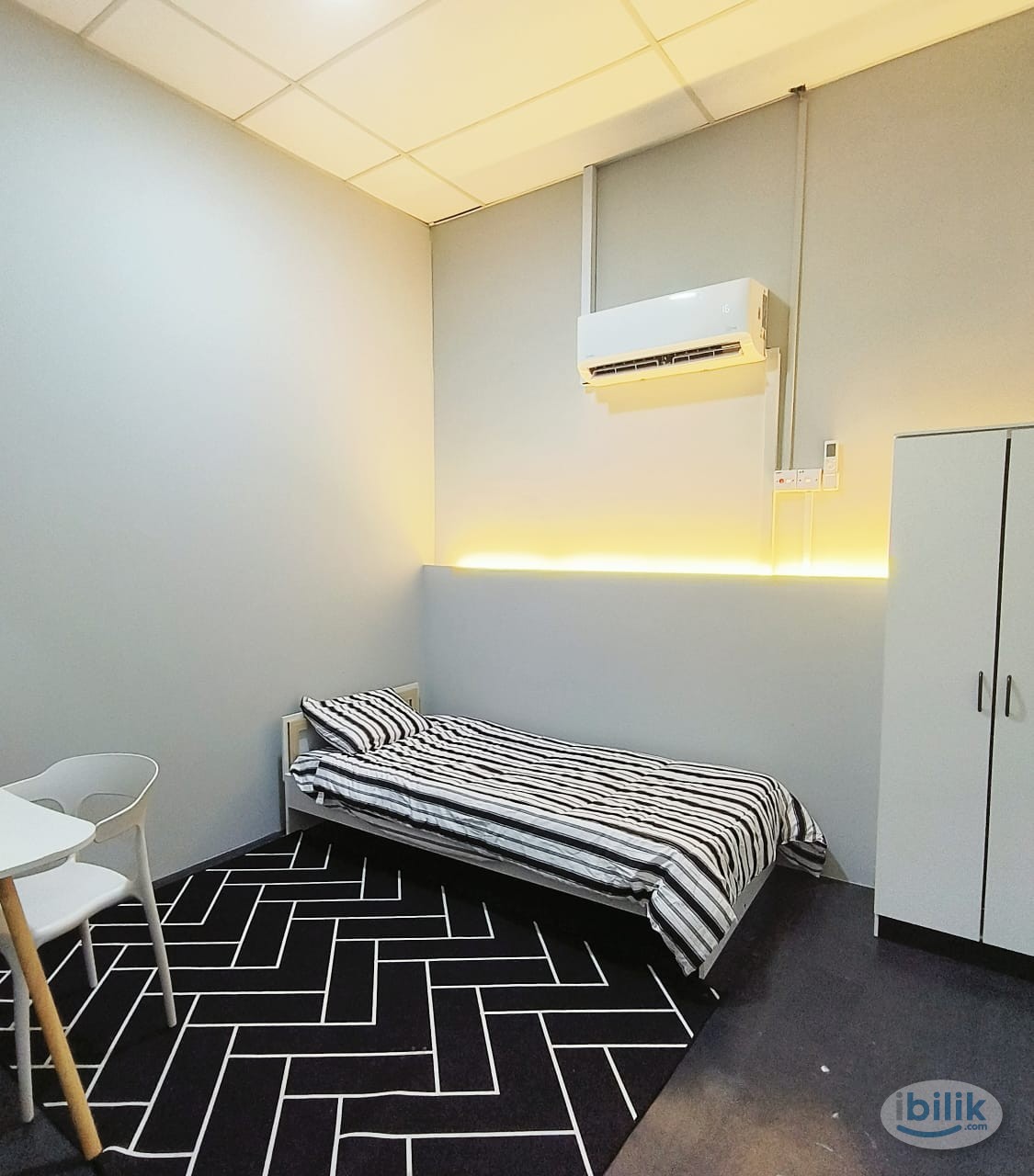 5 mins to Petronas | Single Room @ Sungai Udang · Fully Furnished - Image 1