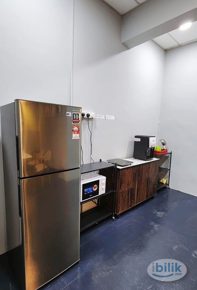 5 mins to Petronas | Single Room @ Sungai Udang · Fully Furnished - Image 5