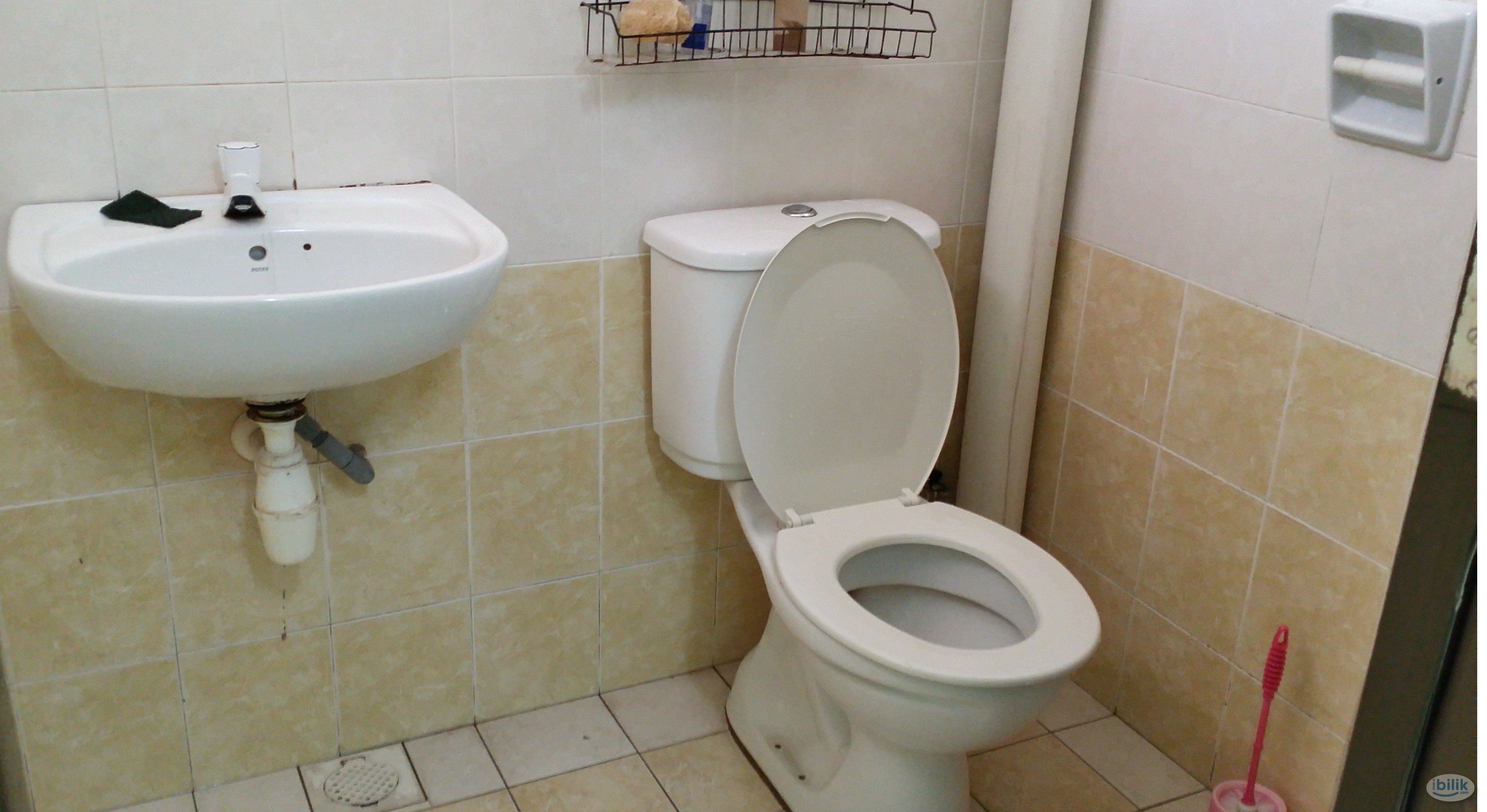 ROOM RENTAL IN MELAKA (RM300 TO RM500) - Image 5