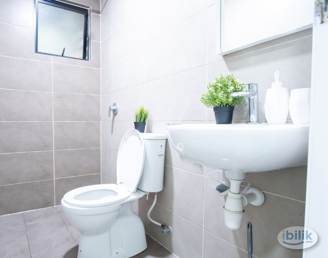 Single Room at The Greens @ Subang West, Shah Alam - Image 2