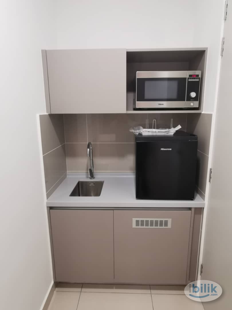 Studio room for rent - Image 1