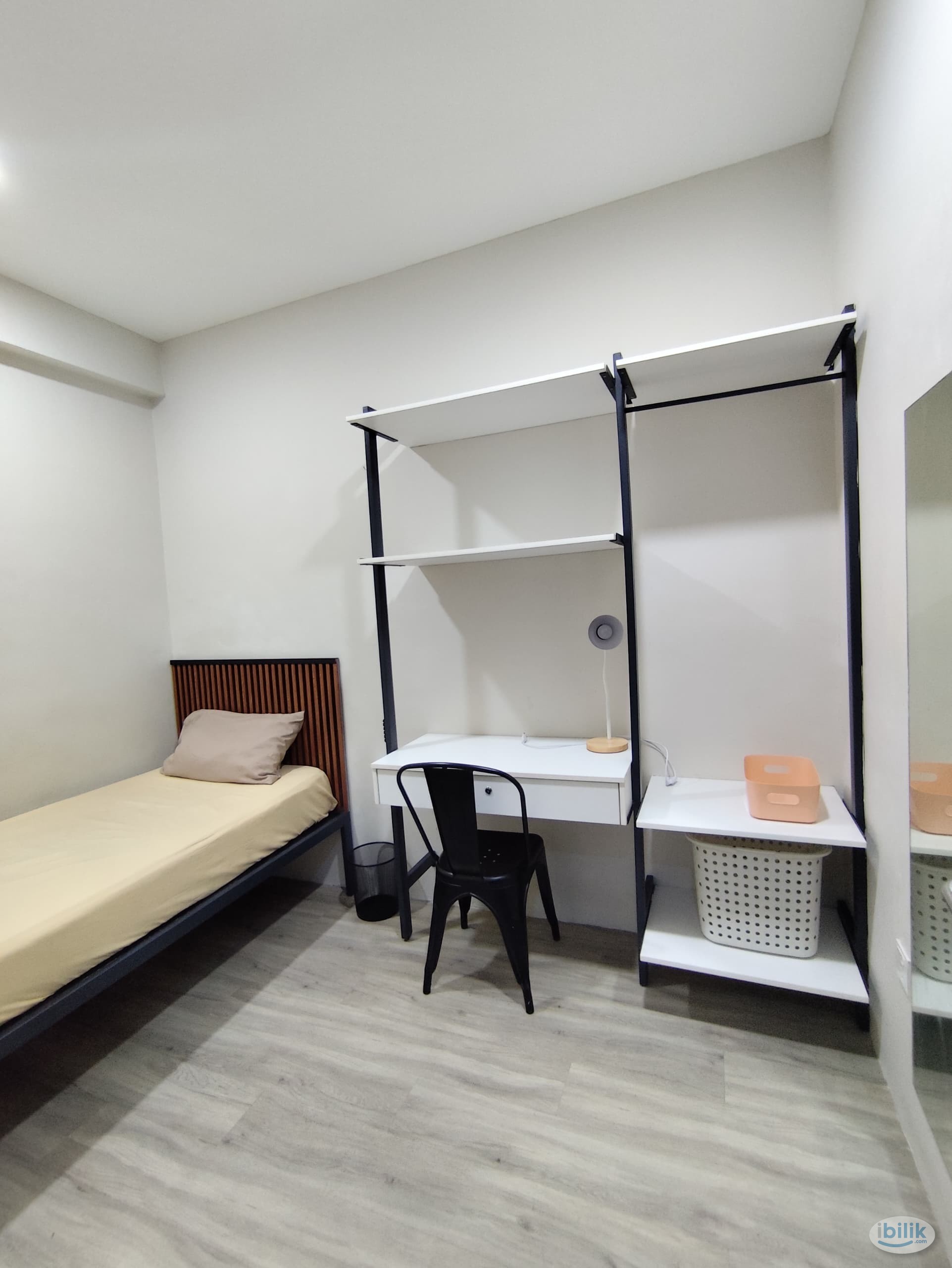 ‼️🙋🏻‍♀️FEMALE UNIT NEAR LRT USJ21 🙋🏻‍♀️‼️ MOVE IN IMMEDIATELY 🧳 - Image 1