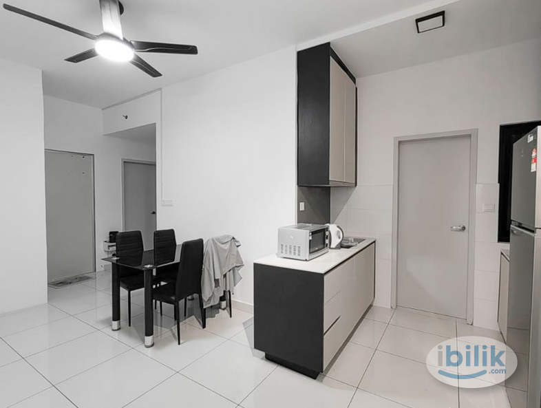 MALE | BALCONY MEDIUM ROOM | PRIVATE BALCONY VIEWING FACILITIES (SUITABLE EXECUTIVE) - Image 2