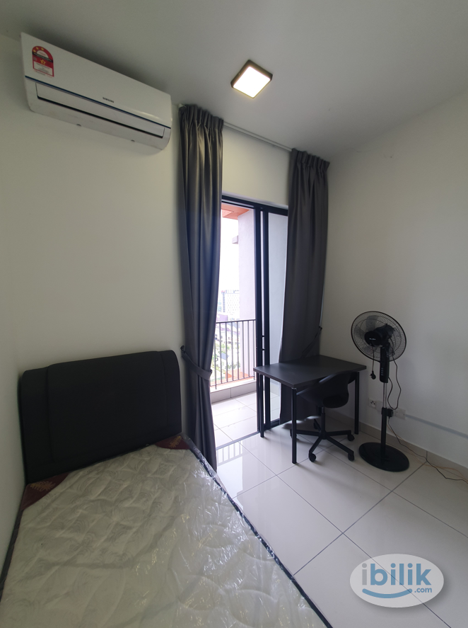MALE | BALCONY MEDIUM ROOM | PRIVATE BALCONY VIEWING FACILITIES (SUITABLE EXECUTIVE) - Image 1