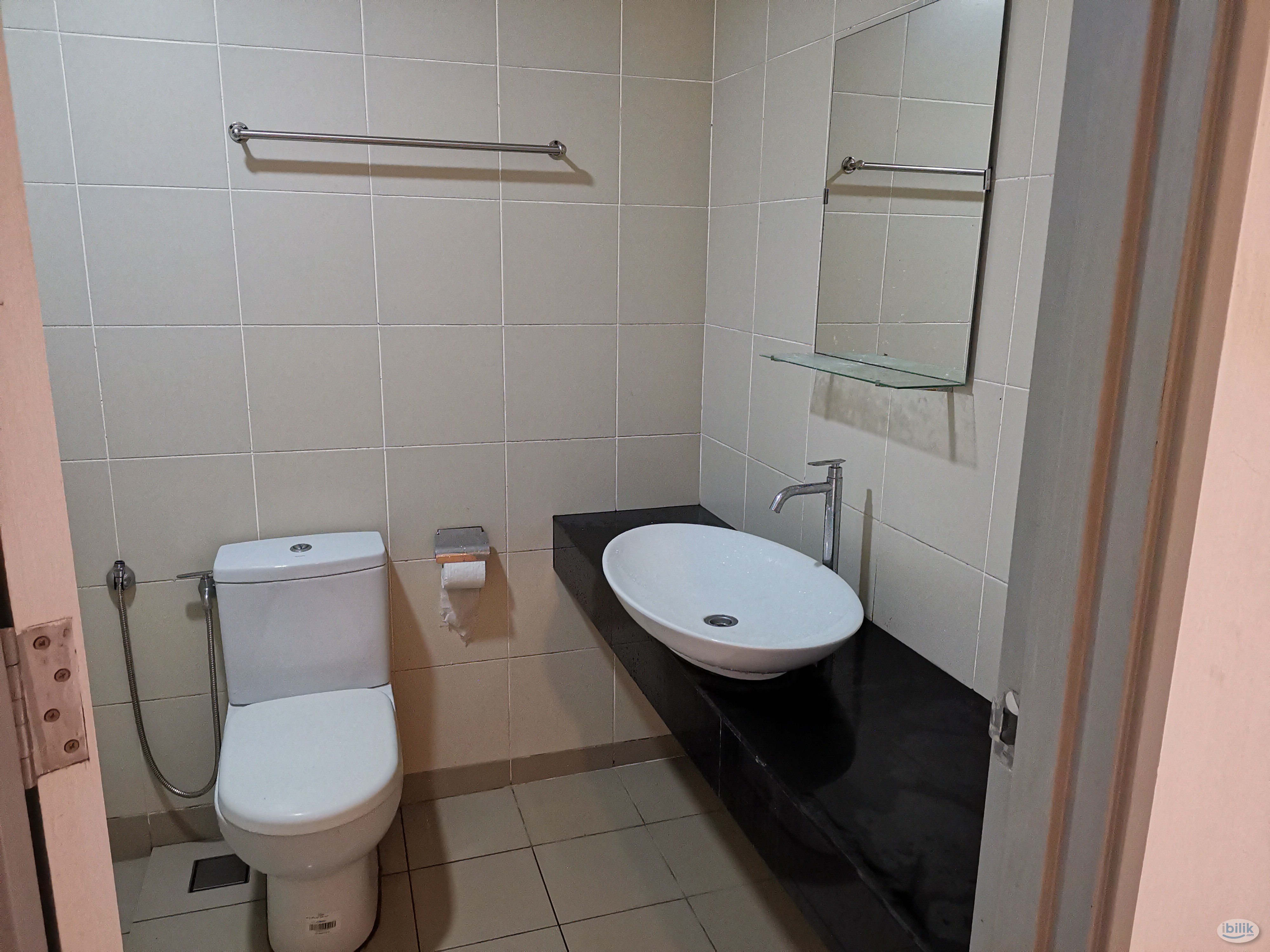 Middle Room at Rafflesia Sentul Condominium, Nerby LRT Sentul Timur (Female Unit) - Image 5