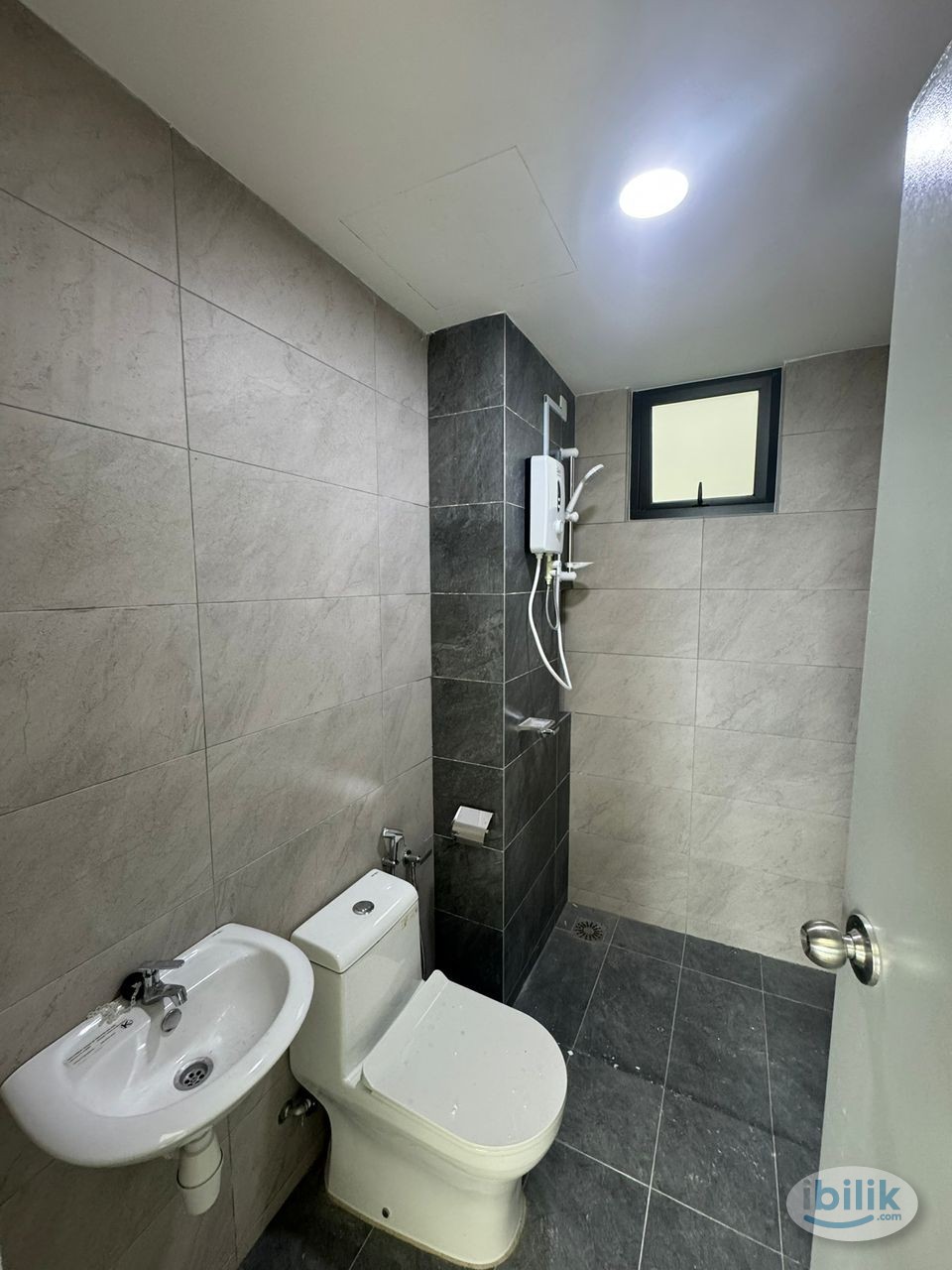 🚶‍♀️ Move in Immediately🚶‍♀️✨ Female Unit With Low Deposit✨ 🔥Early Bird Promo@ RM650 Bukit Jalil 🔥 - Image 2