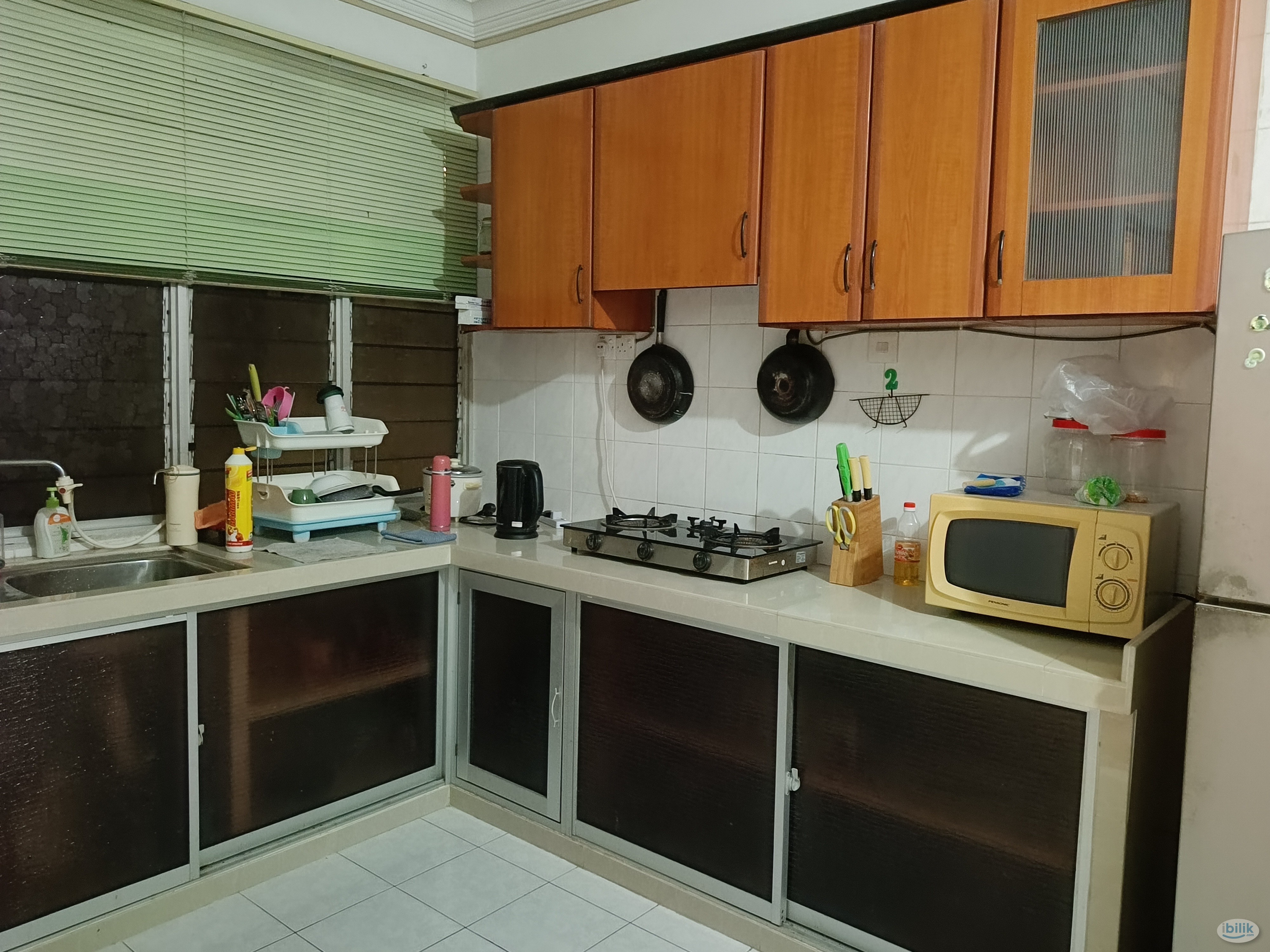 Small Room For Rent - Image 3