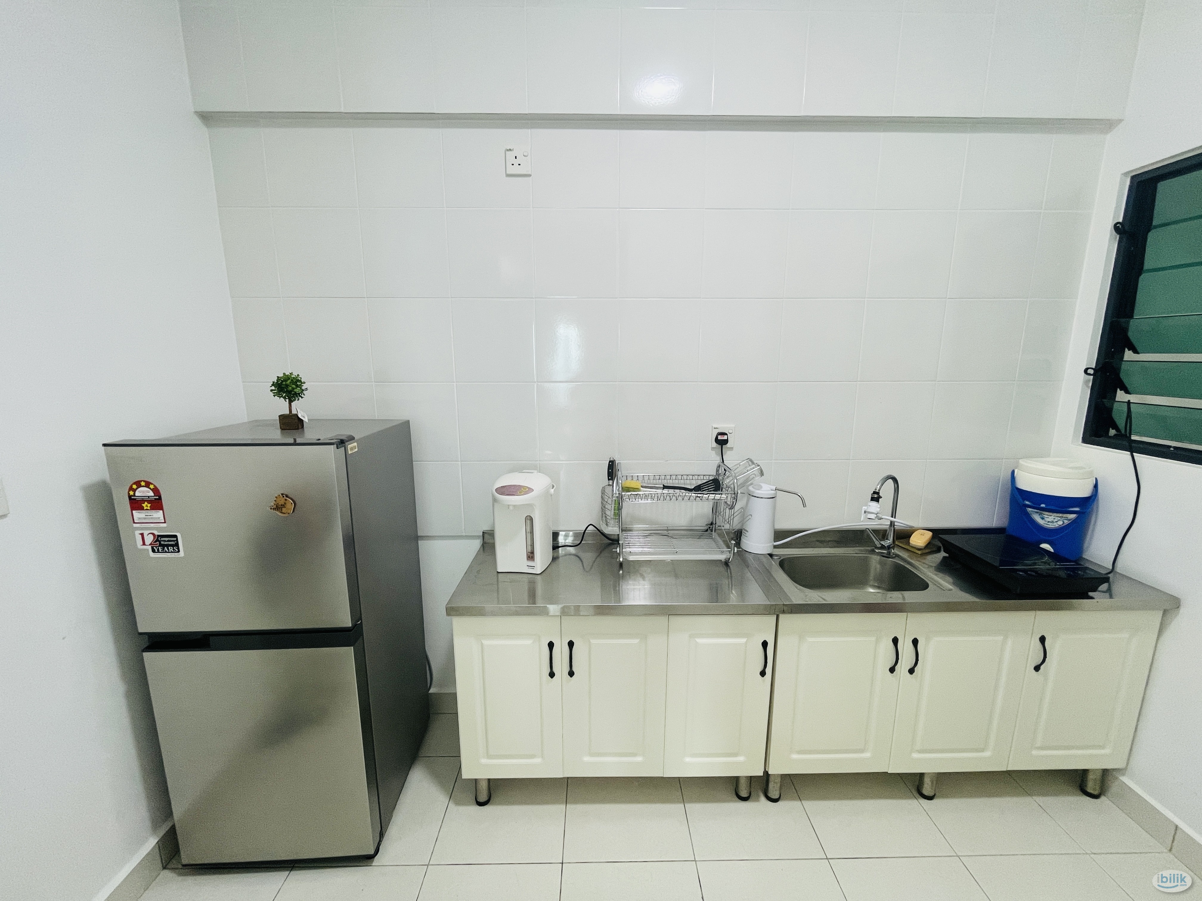 Middle Room at One Foresta, Bayan Lepas - Image 5