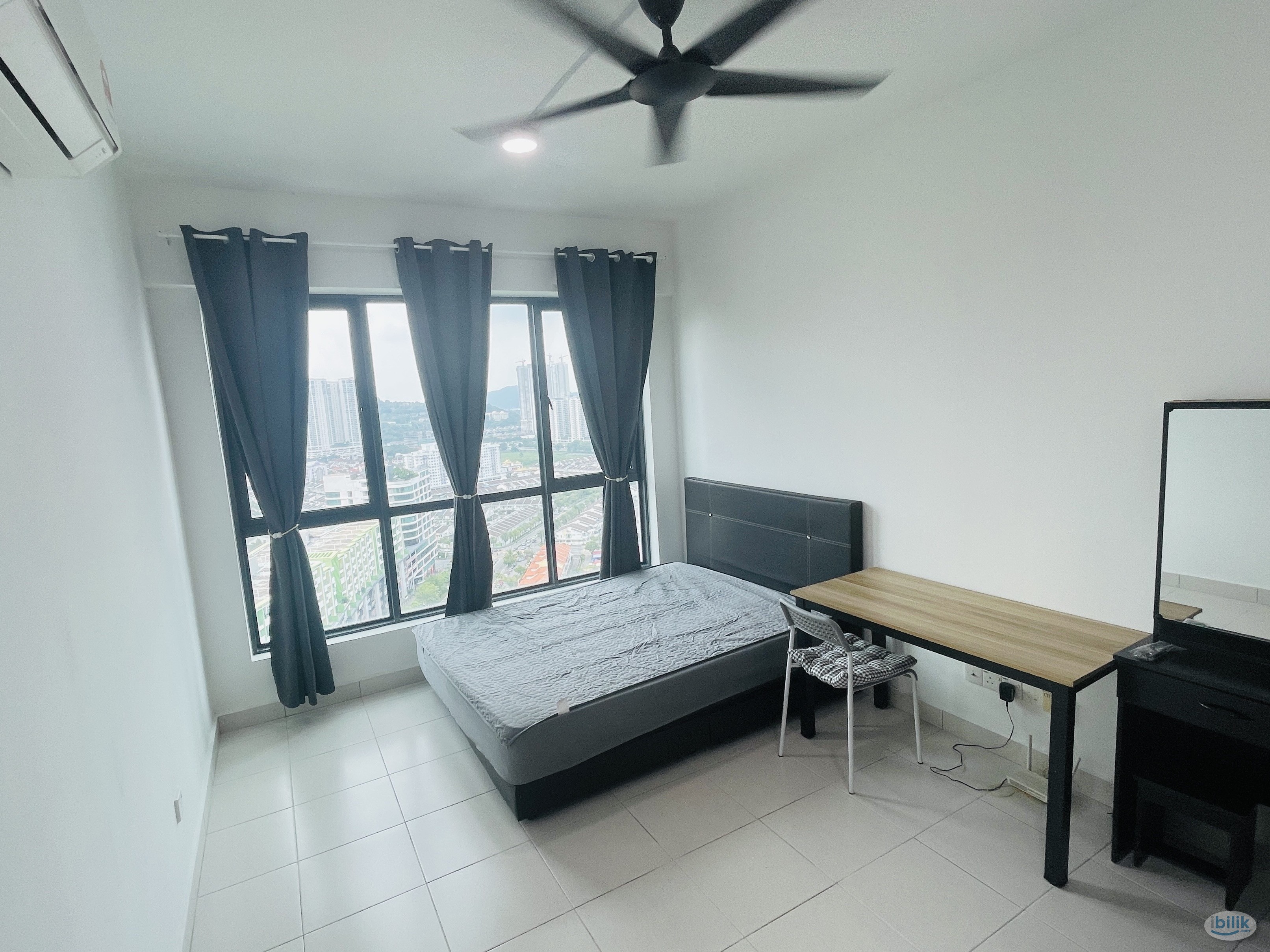 Middle Room at One Foresta, Bayan Lepas - Image 1