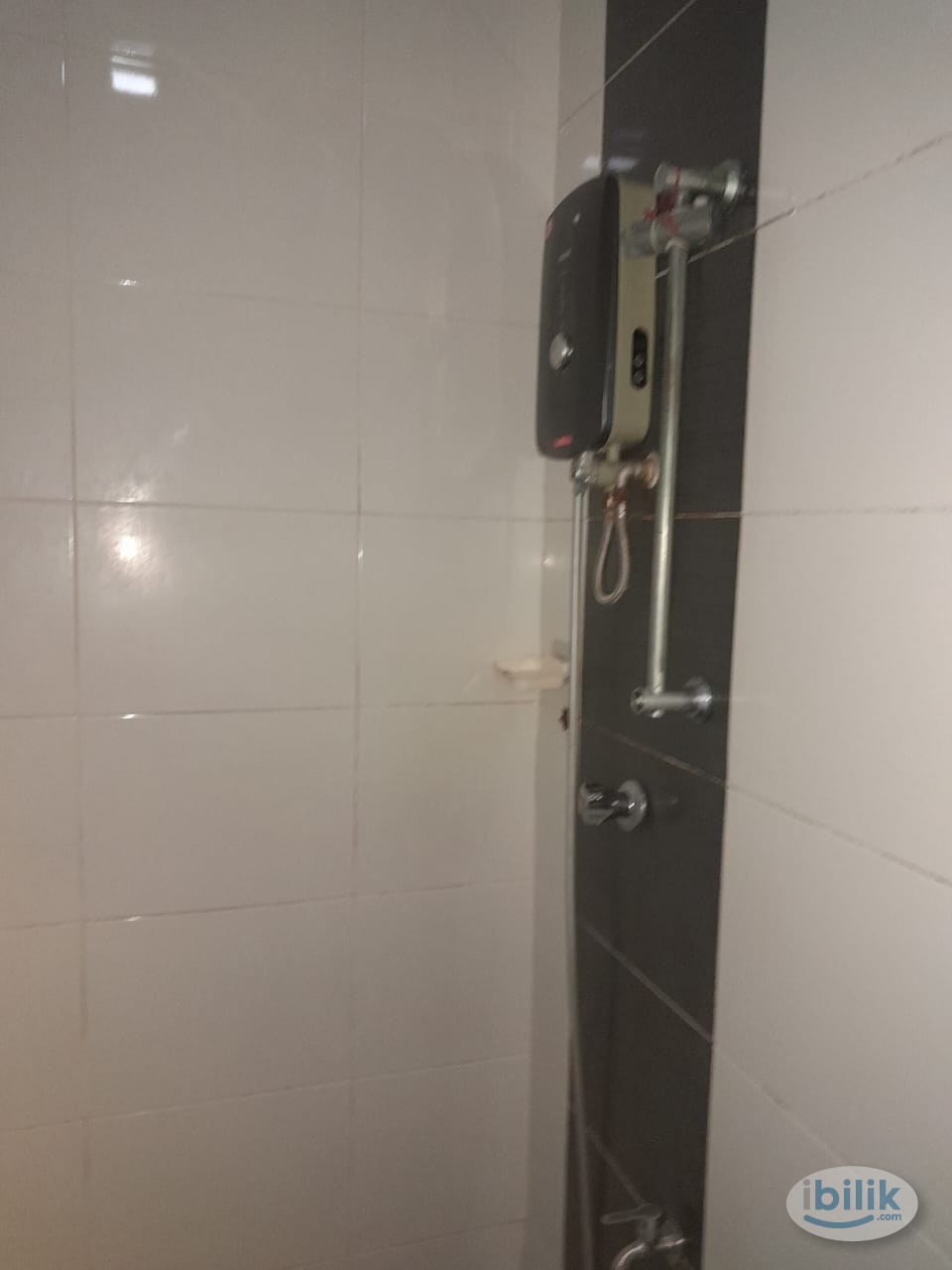 Master Room at USJ, Subang Jaya - Image 2