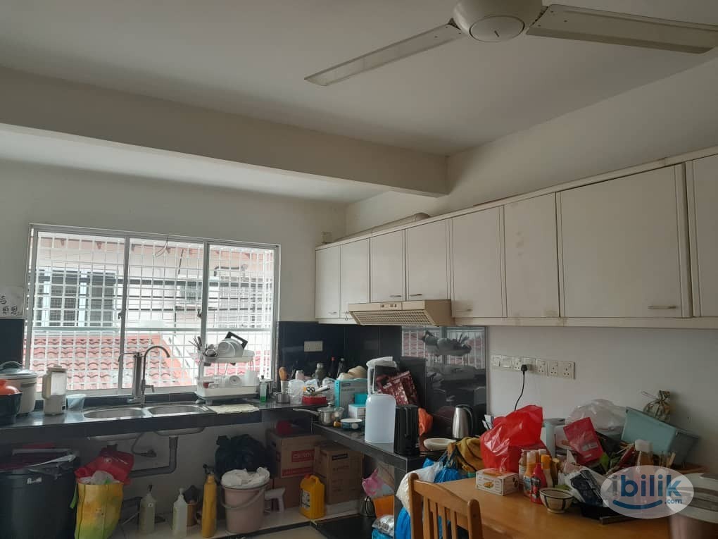 Master Room at USJ, Subang Jaya - Image 3