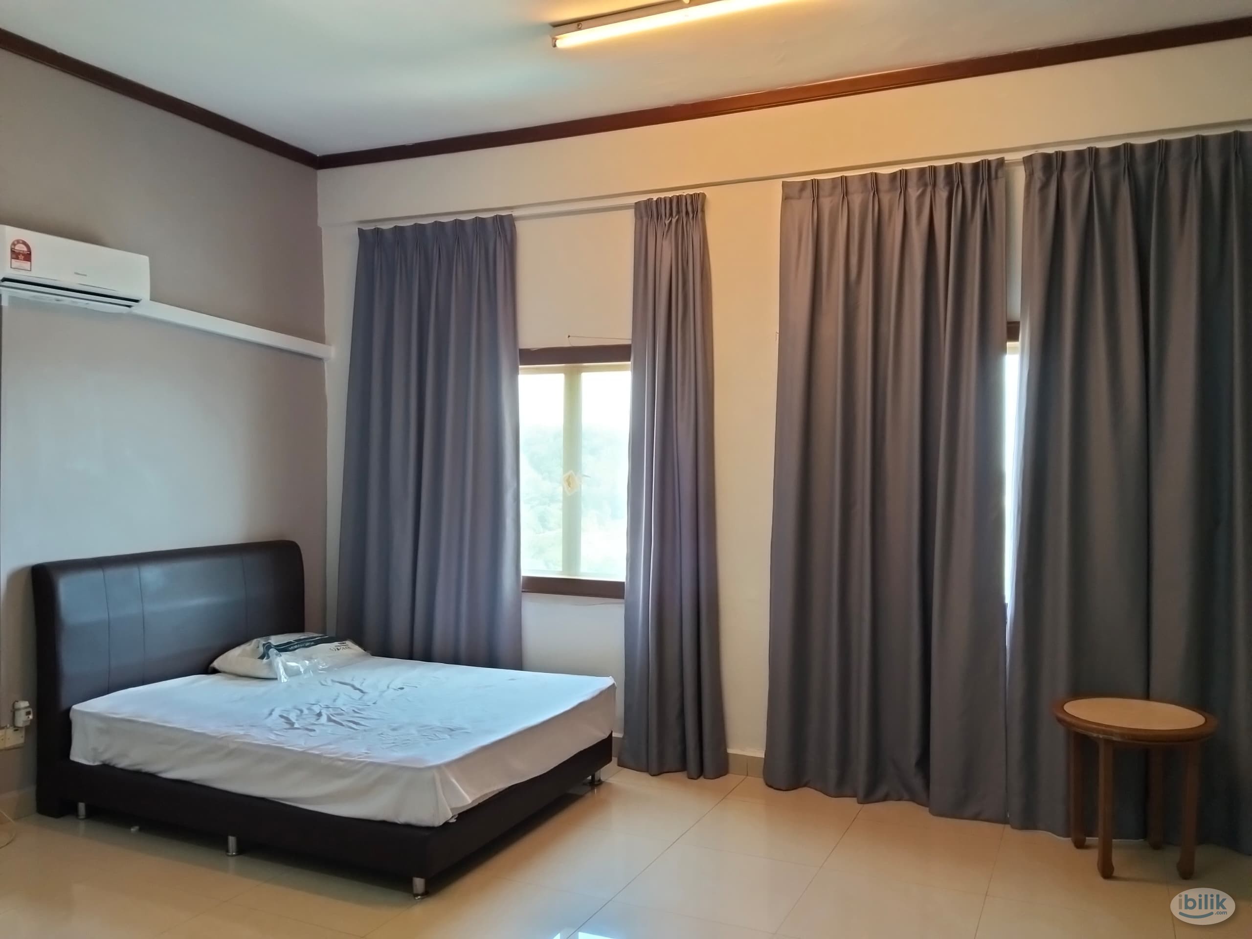 Master Room at Juta Mines, Seri Kembangan - Image 1