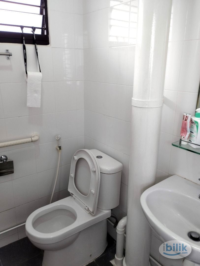 Single Room at Taman Serdang Perdana, Seri Kembangan - Image 2